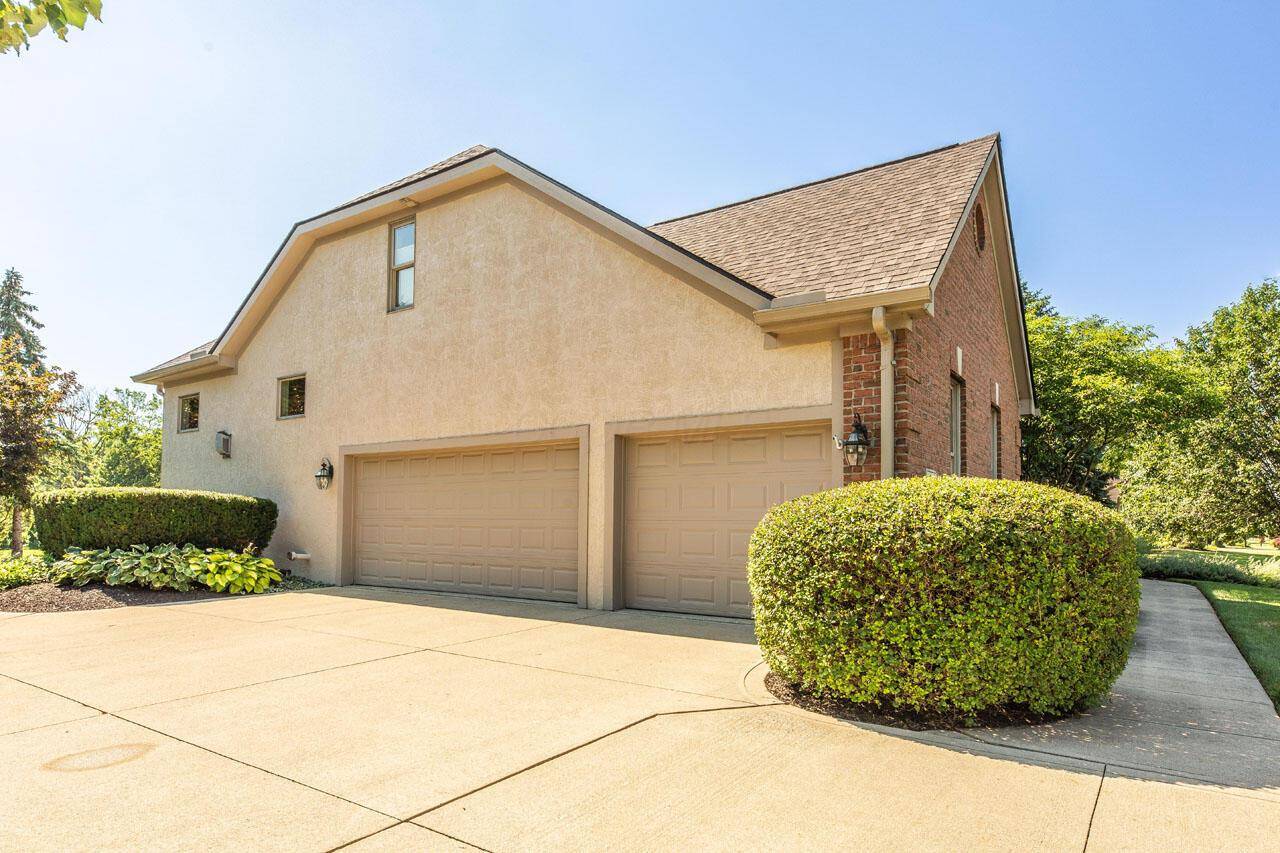 Powell, OH 43065,8465 Bakircay Lane