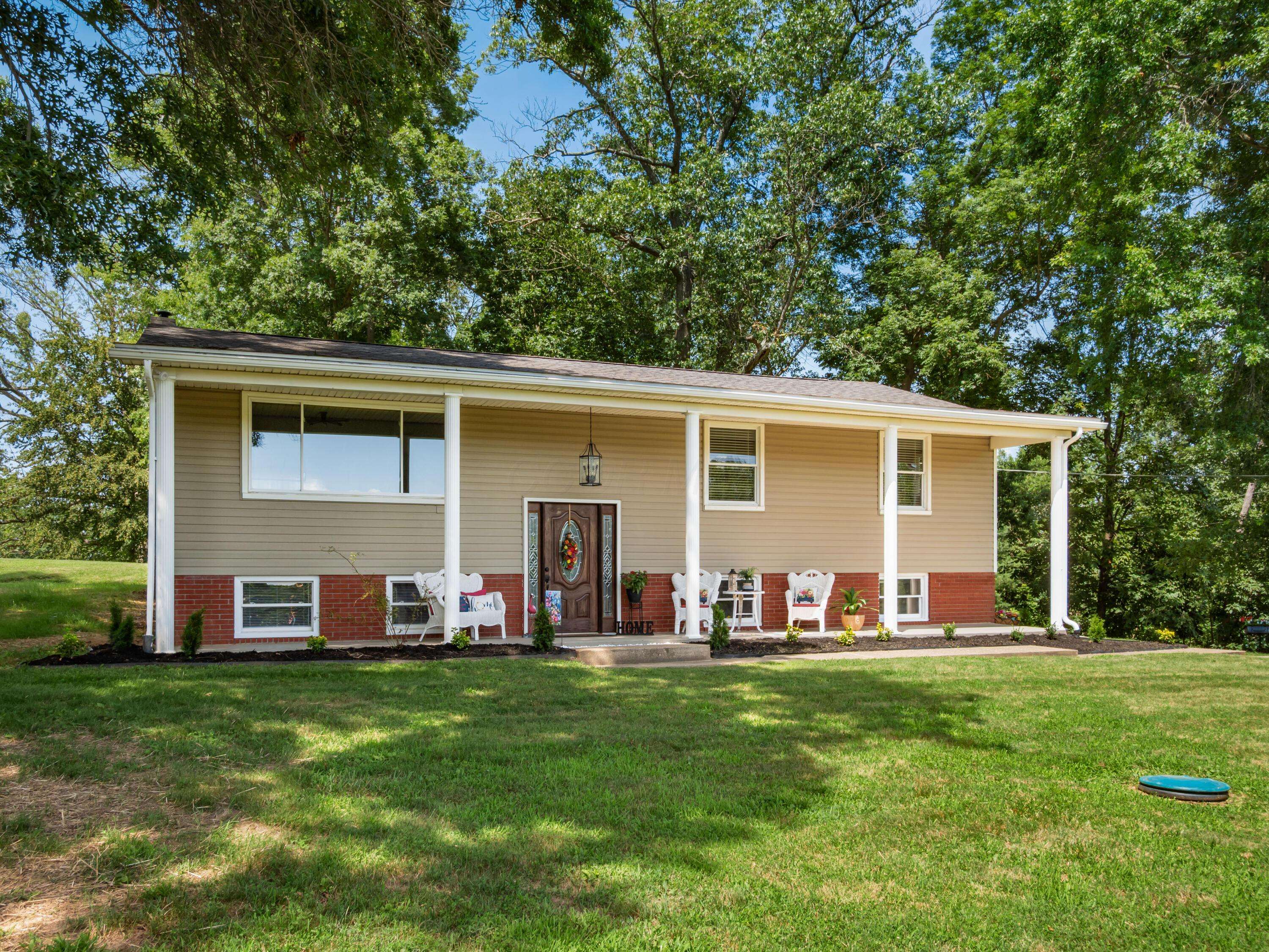 Zanesville, OH 43701,5585 Helen Drive