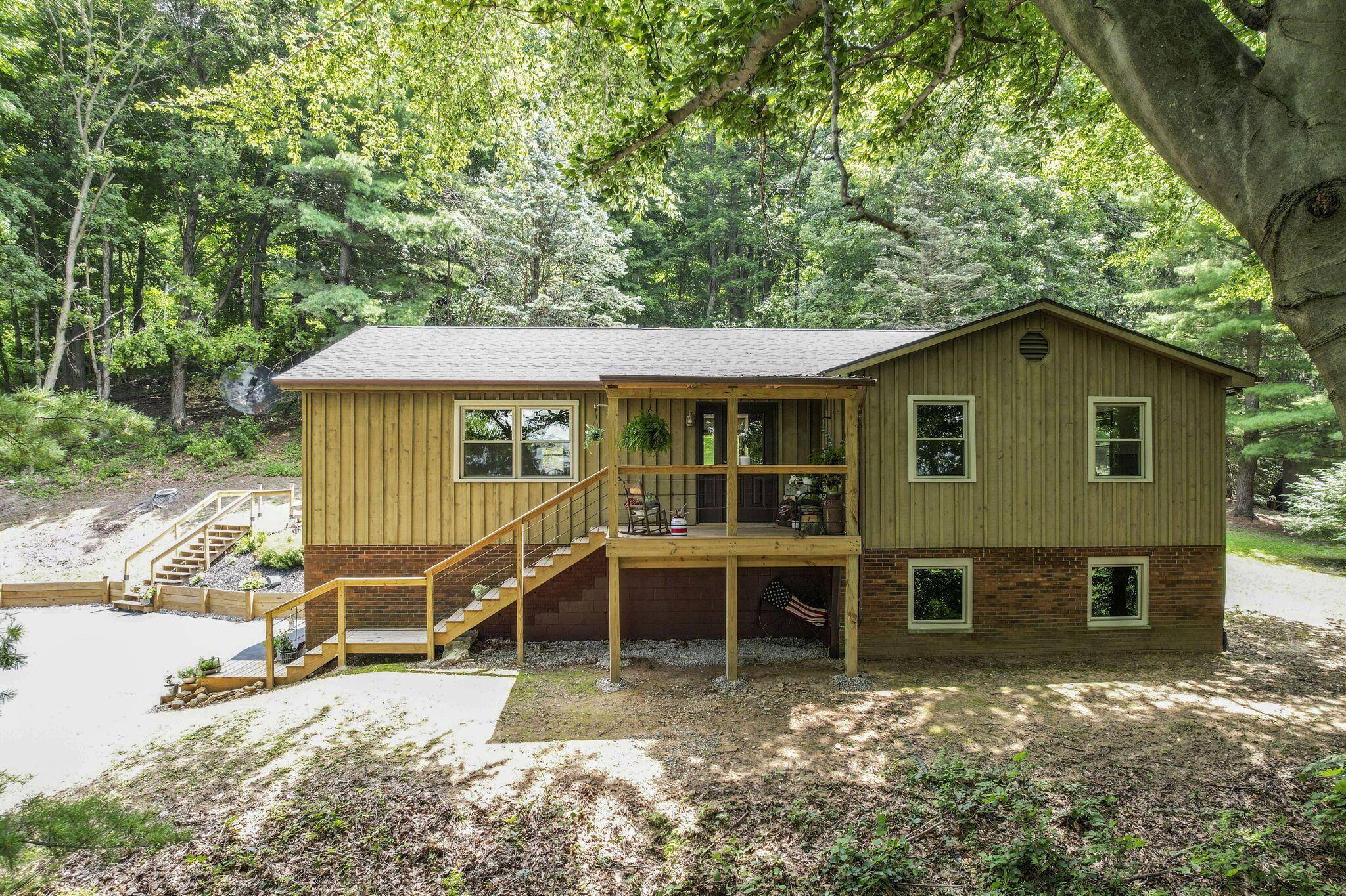 Lancaster, OH 43130,9010 Clearport Road