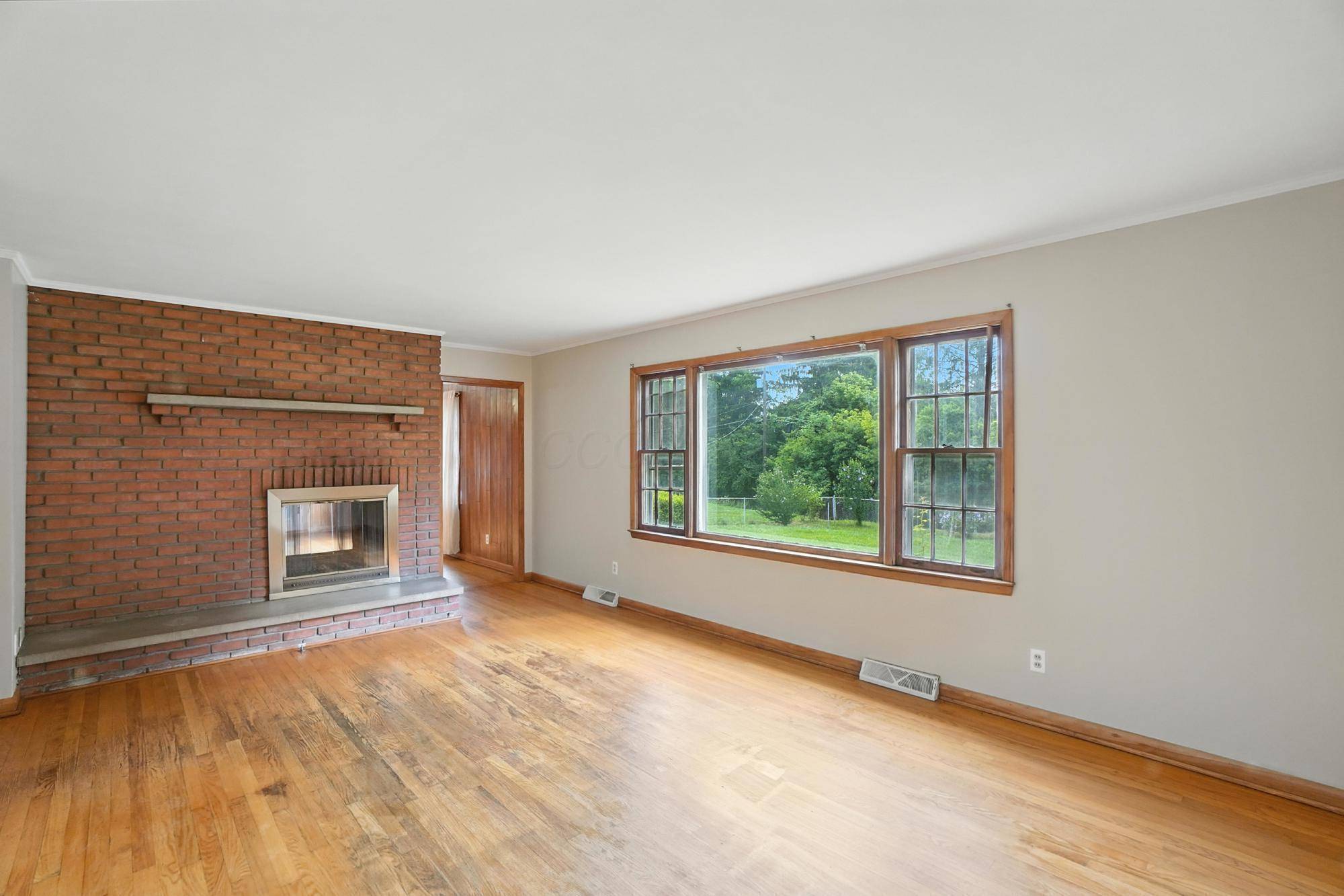 Columbus, OH 43224,899 Meadowview Drive