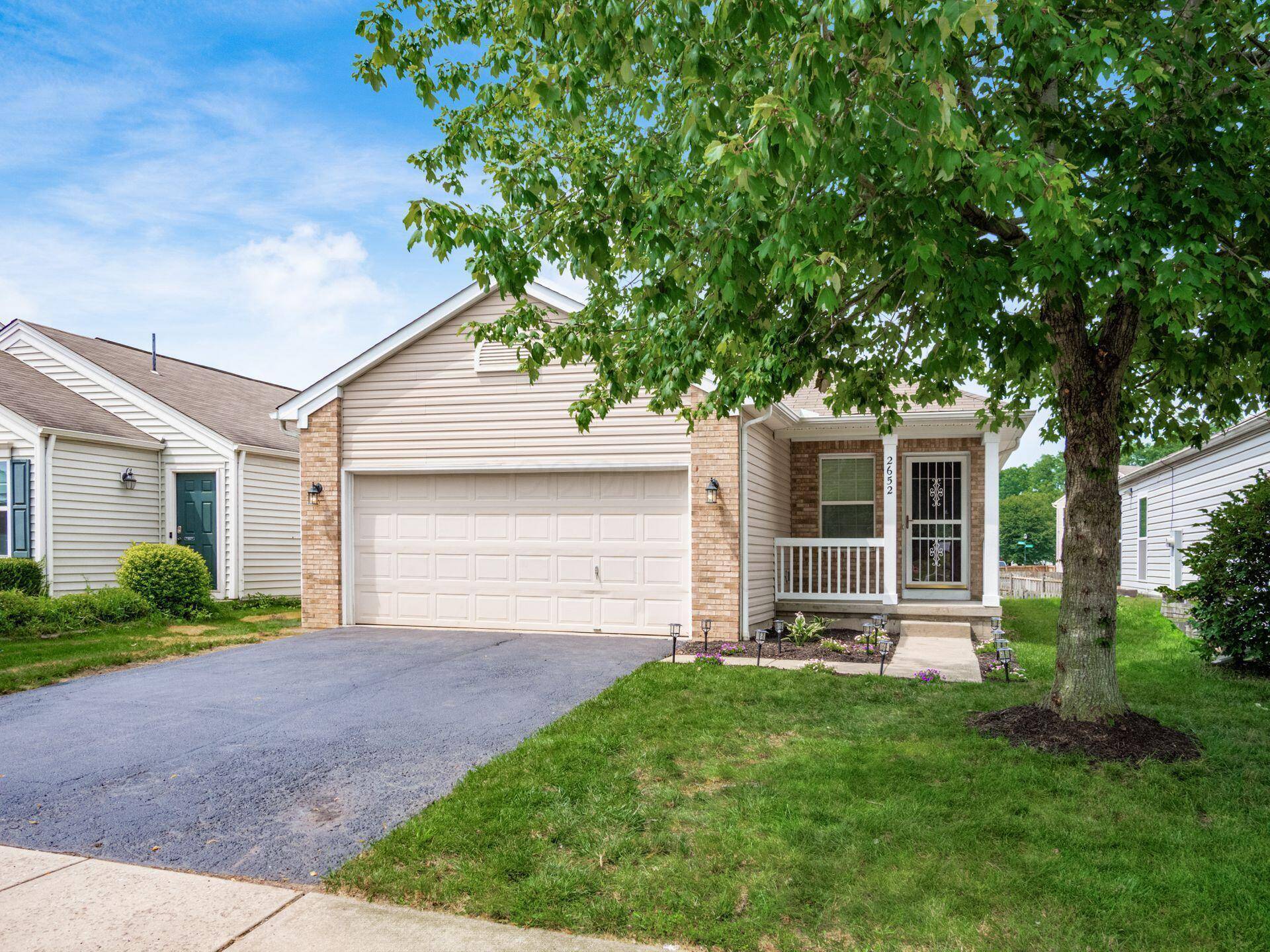 Columbus, OH 43207,2652 Tealwater Trail Drive