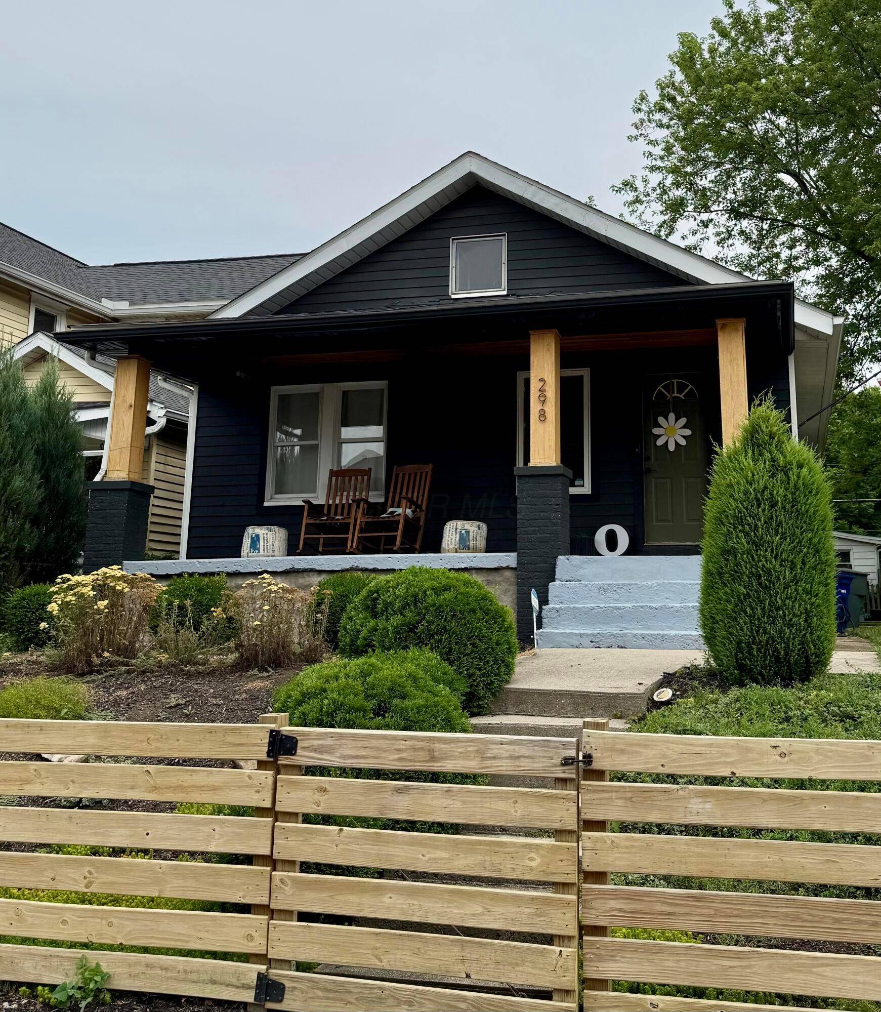 Columbus, OH 43207,298 E Welch Avenue