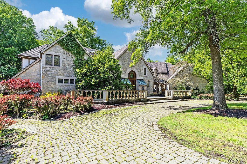 Powell, OH 43065,1635 Strathshire Hall Place
