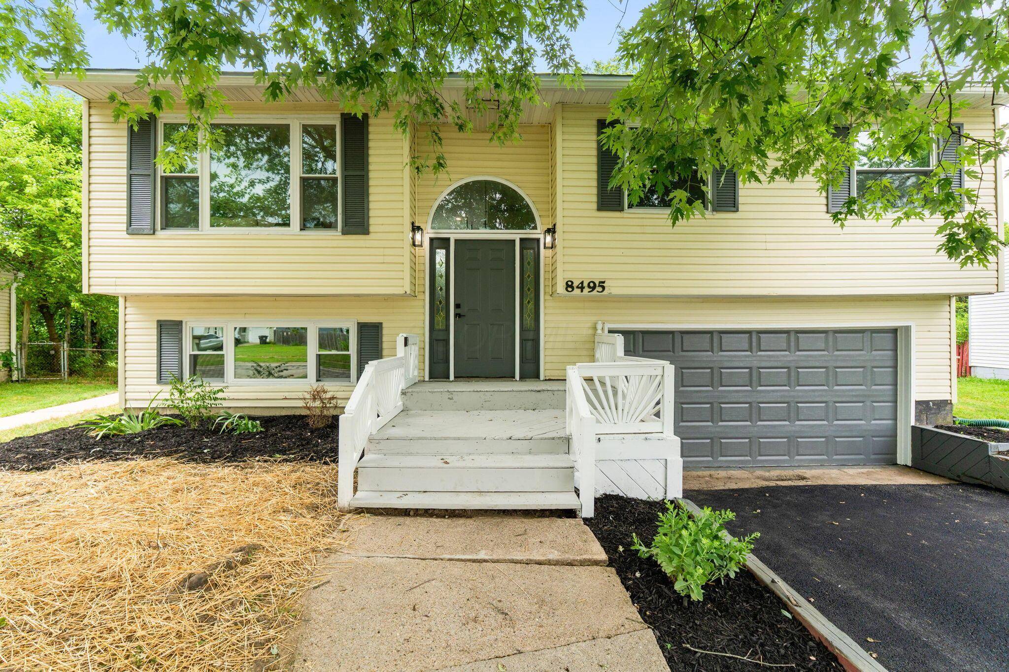Galloway, OH 43119,8495 Blue Lake Avenue