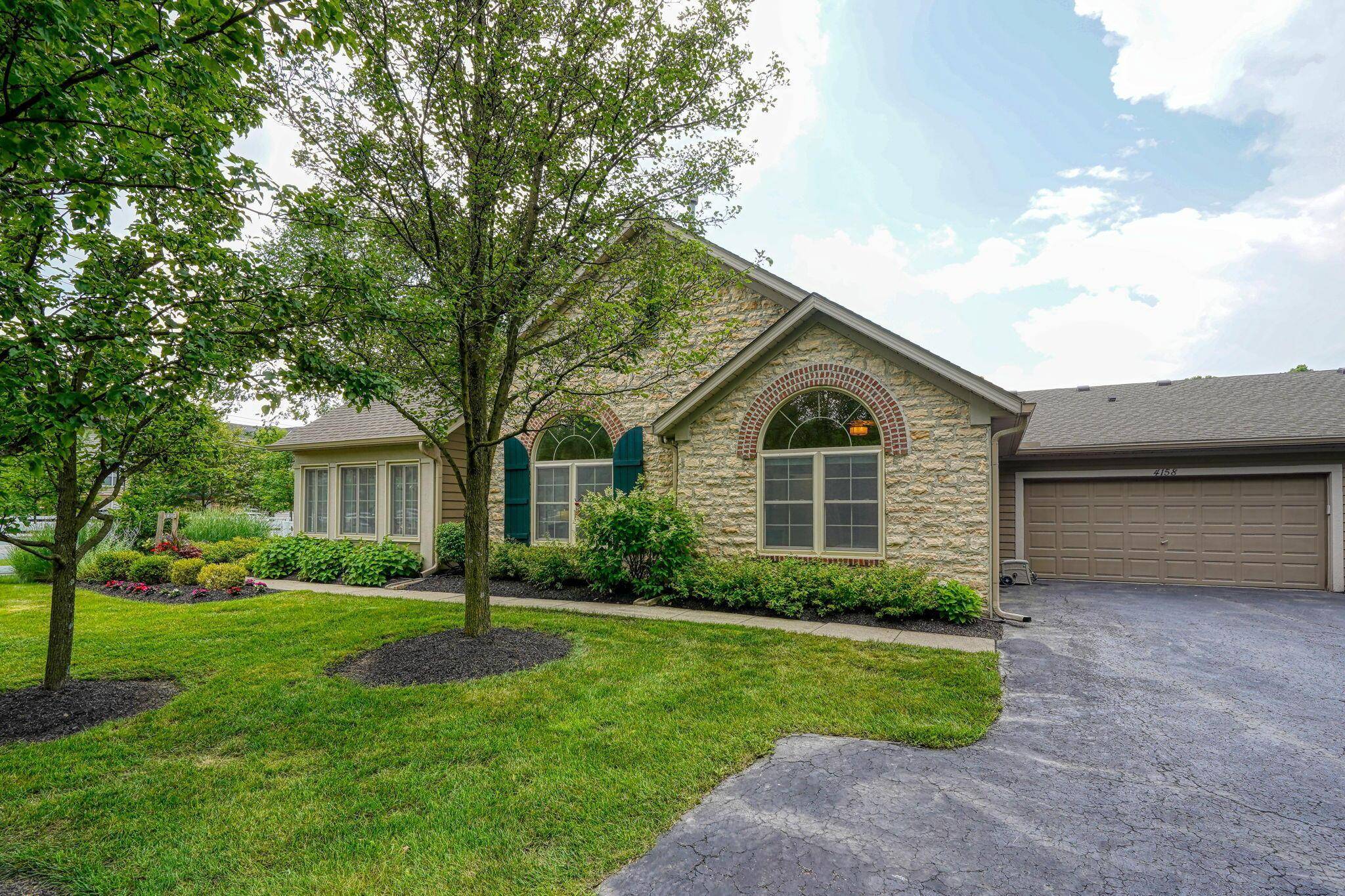 New Albany, OH 43054,4158 Windbud Drive