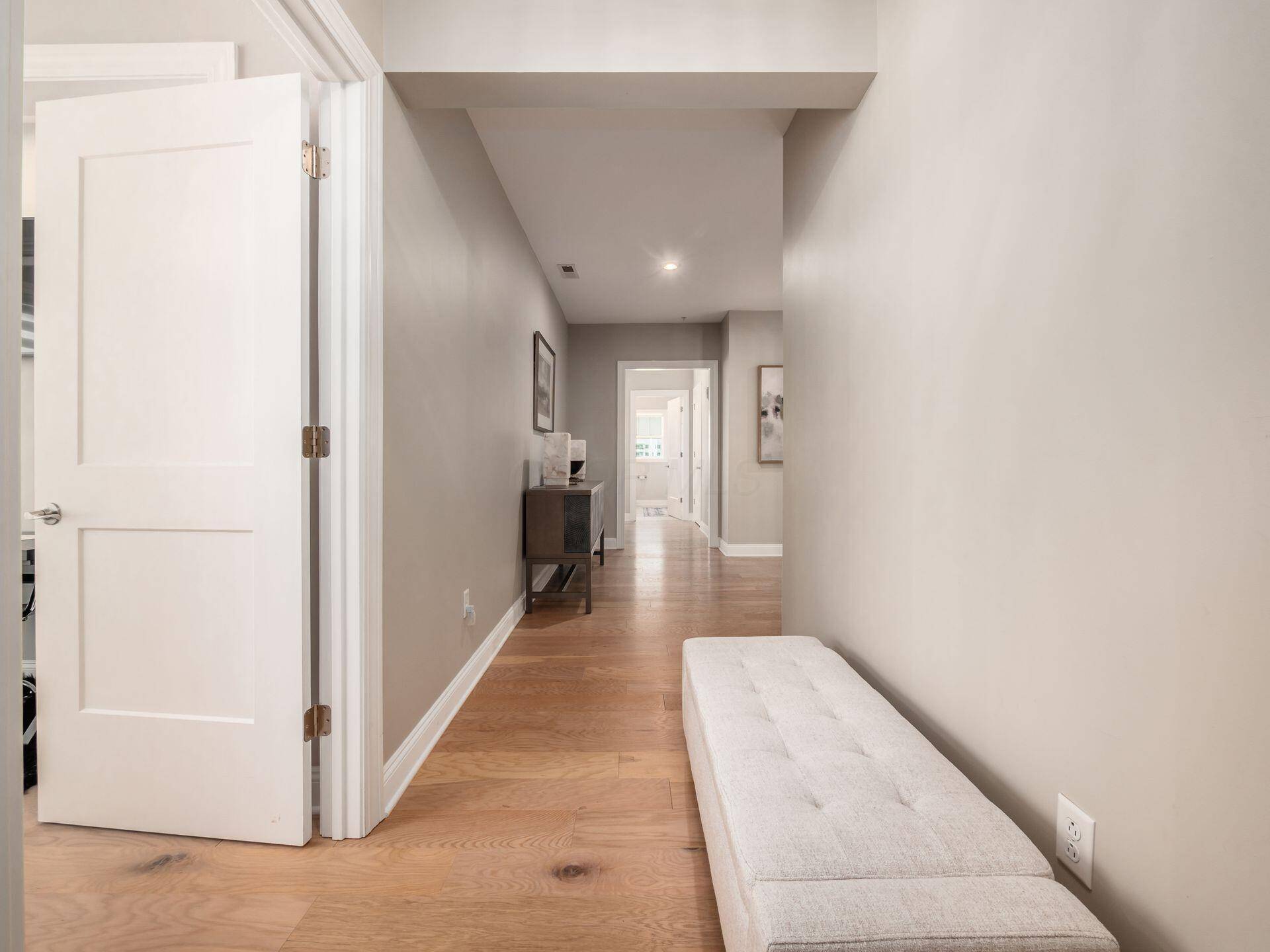 Westerville, OH 43081,5285 Highpointe Lakes Drive #201