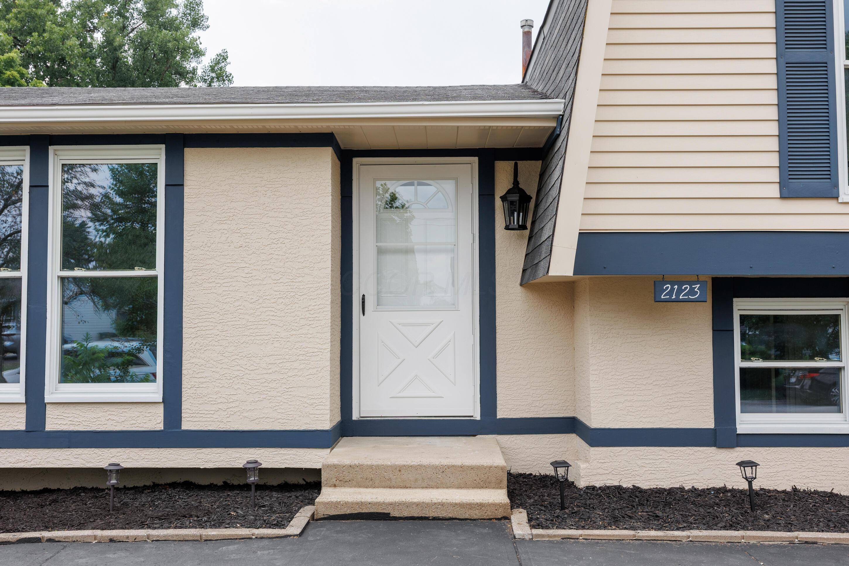 Grove City, OH 43123,2123 Drumlin Drive