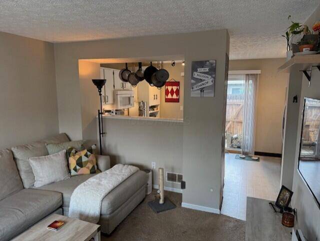 Columbus, OH 43085,796 Cap Lane #21C