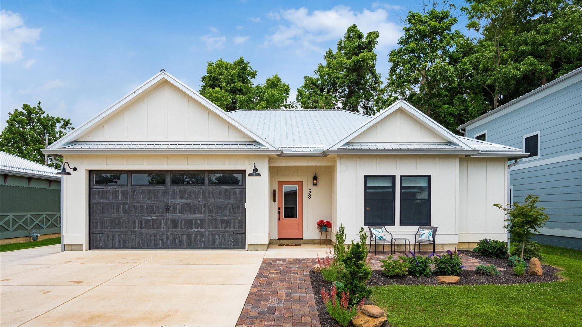 Buckeye Lake, OH 43008,58 Lippert Lane