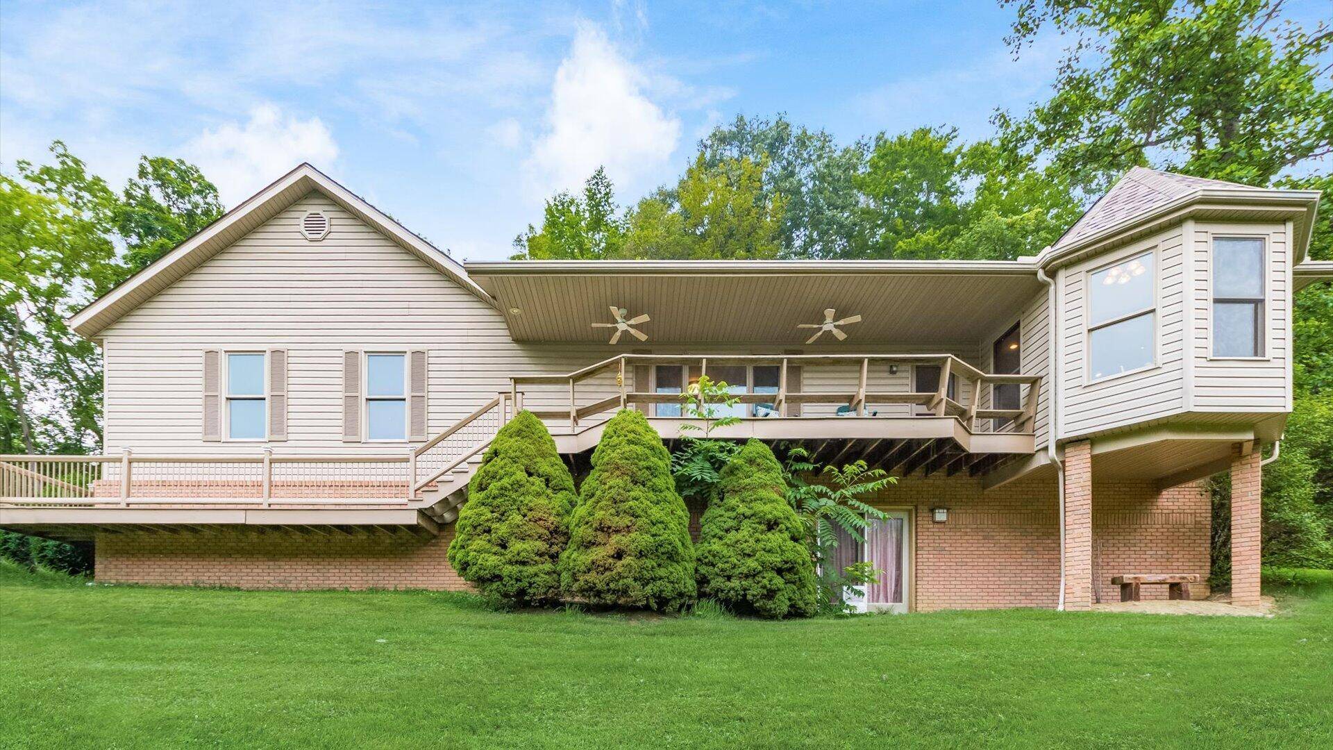 Cambridge, OH 43725,4101 Oak Ridge Lane