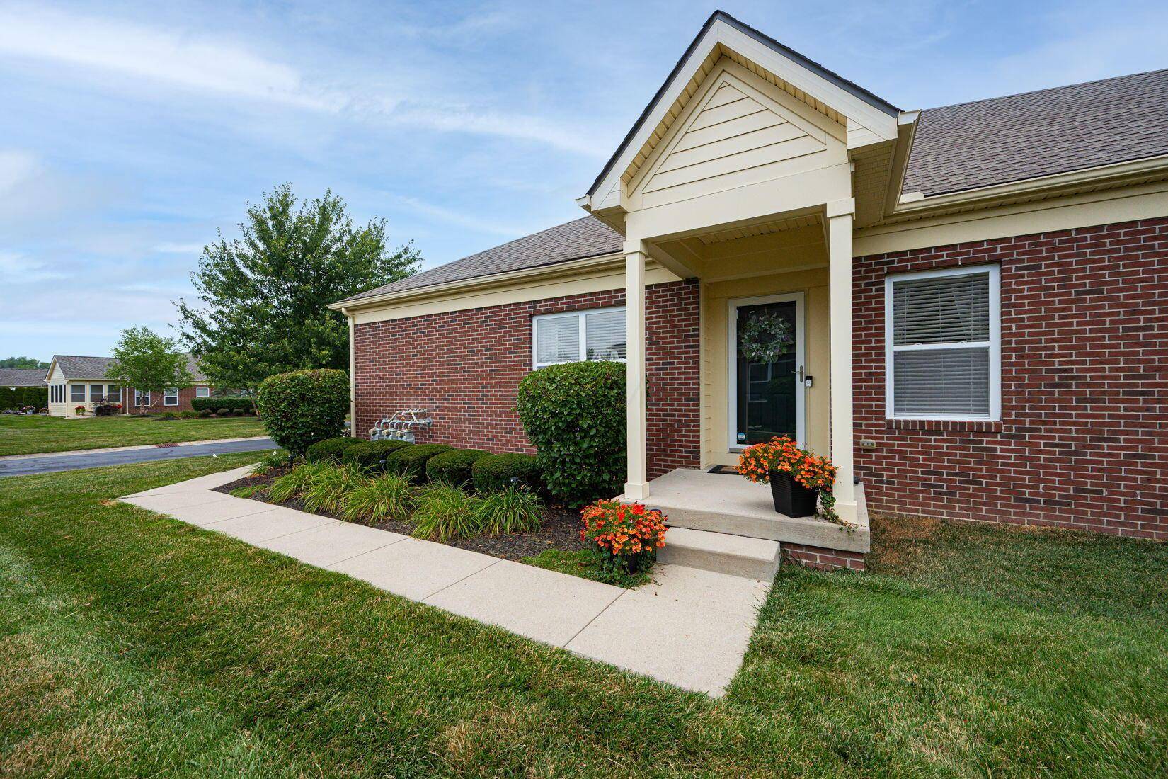 New Albany, OH 43054,5736 Burke Circle #503
