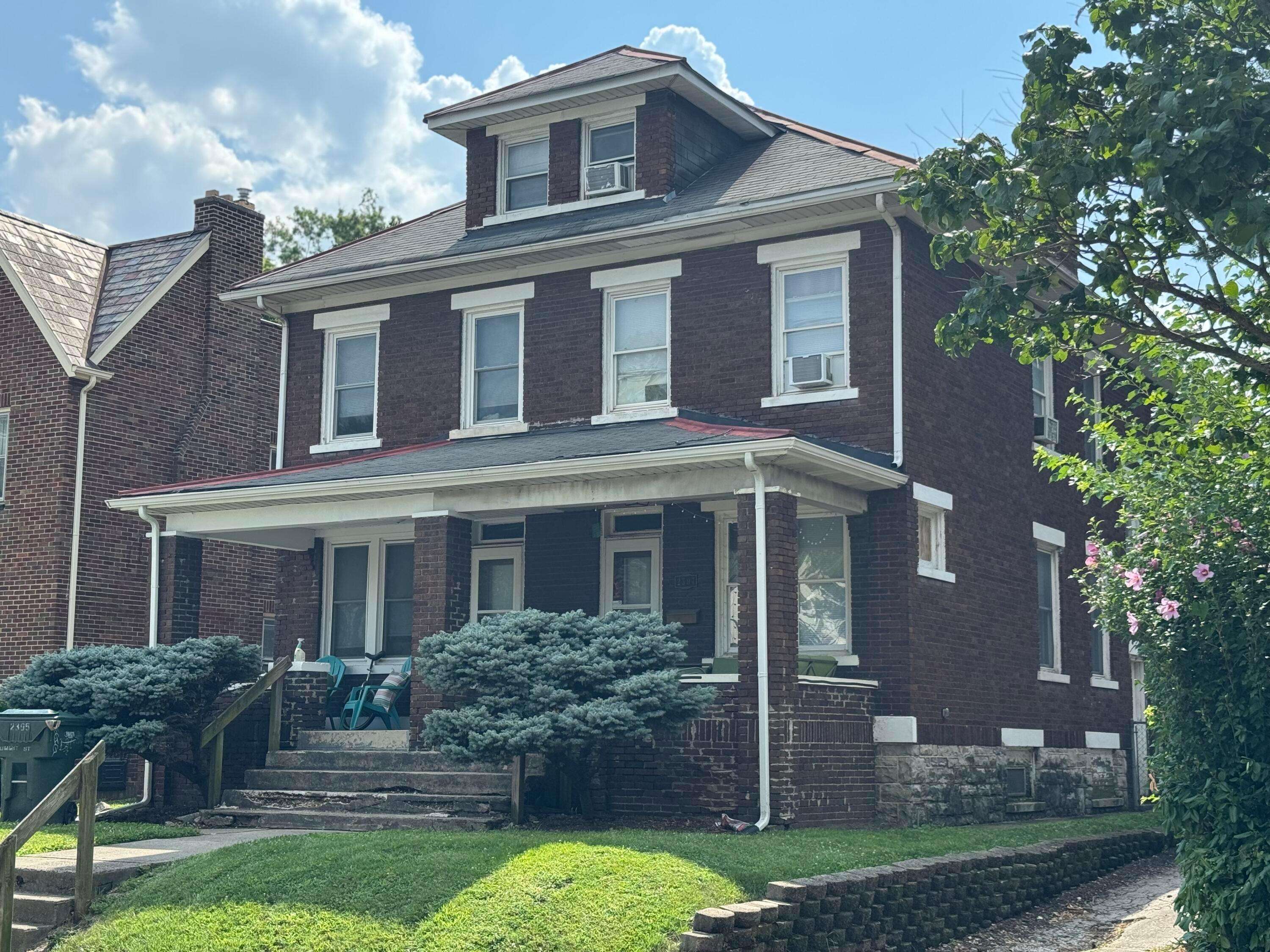 Columbus, OH 43202,2395 Summit Street