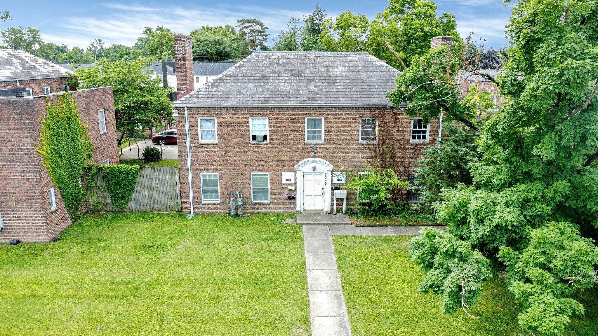 Columbus, OH 43213,3349 E Broad Street