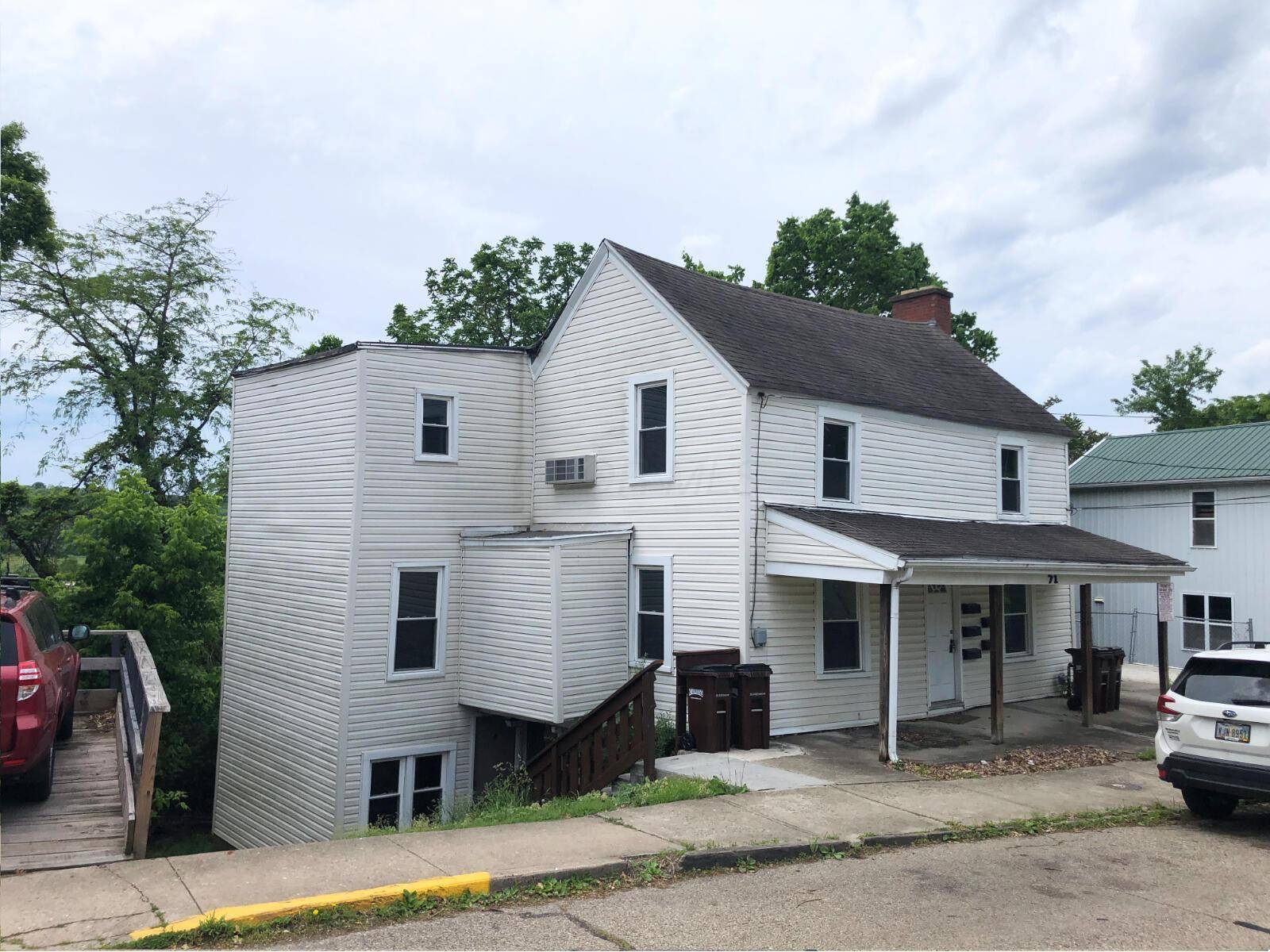 Athens, OH 45701,71 W Washington Street
