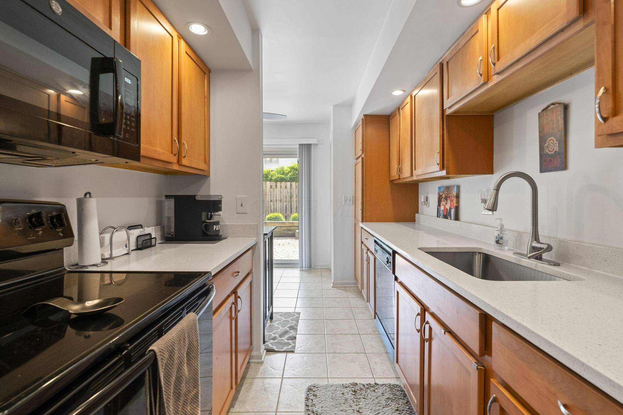 Columbus, OH 43221,965 Manor Lane #P