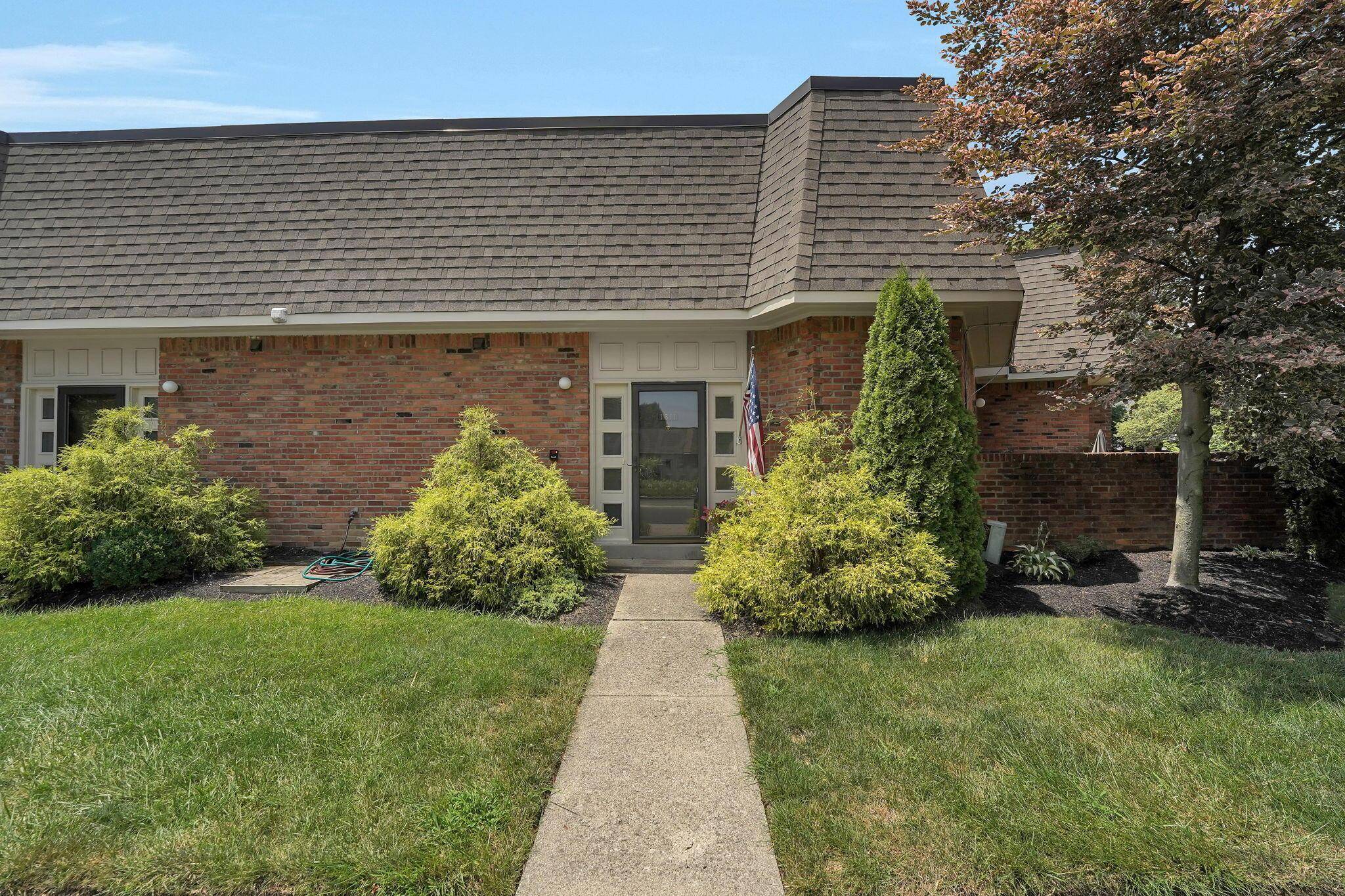 Upper Arlington, OH 43220,1611 Lafayette Drive