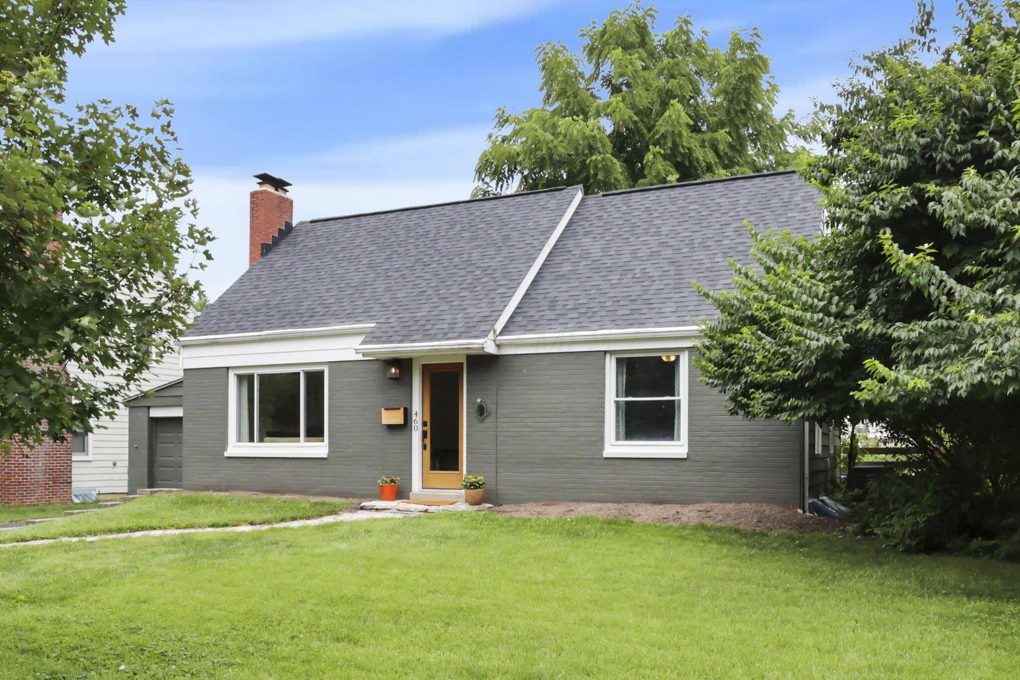 Columbus, OH 43214,460 E Beaumont Road