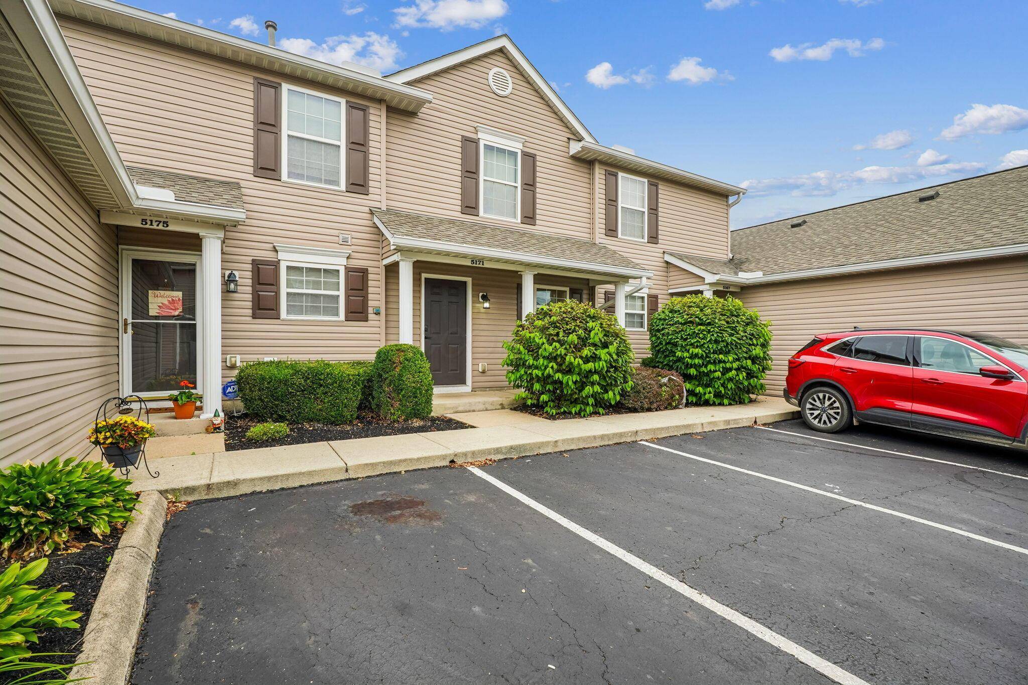 Canal Winchester, OH 43110,5171 Mantua Drive #64C
