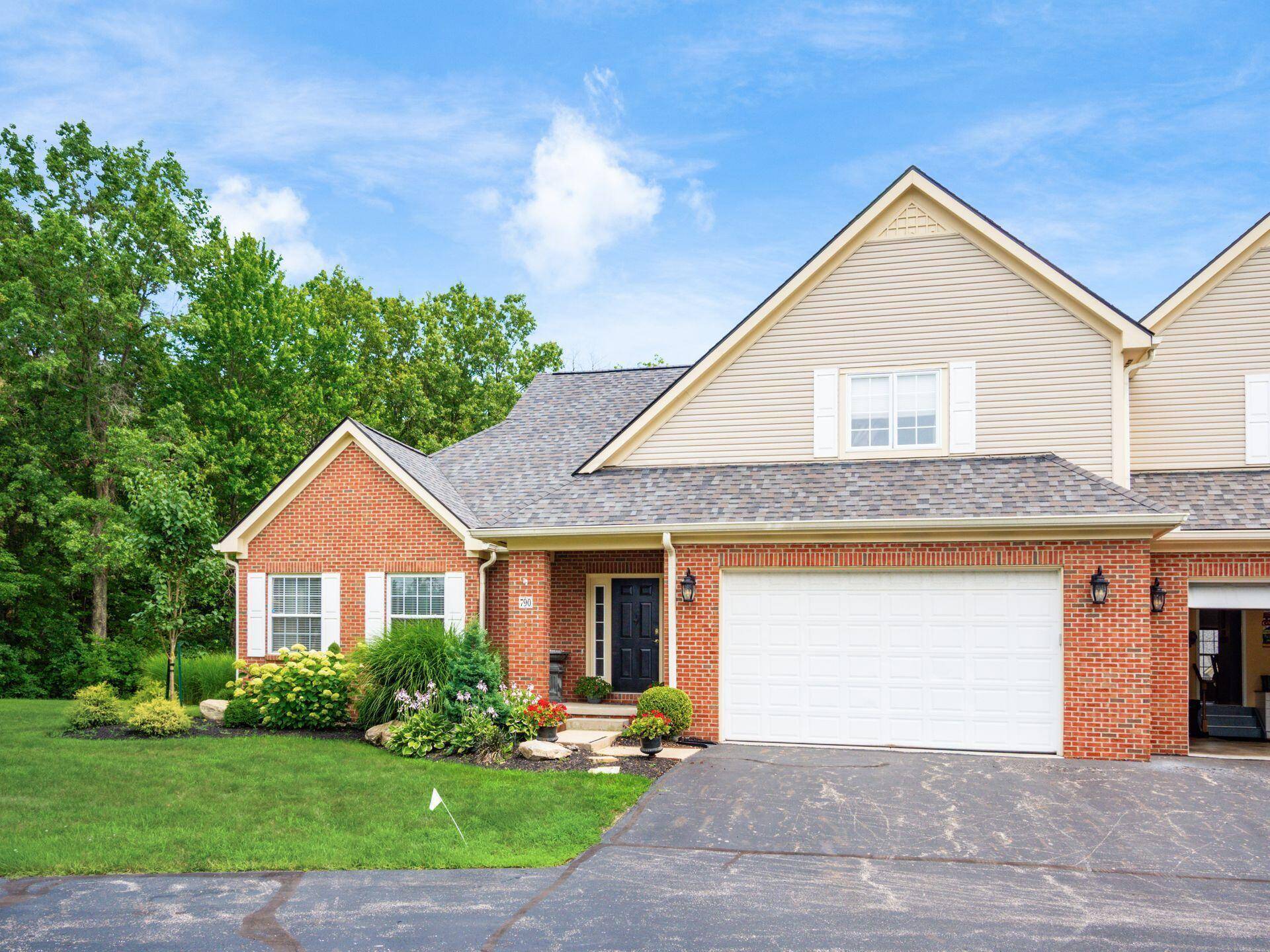 Blacklick, OH 43004,790 Hawks Crest Lane