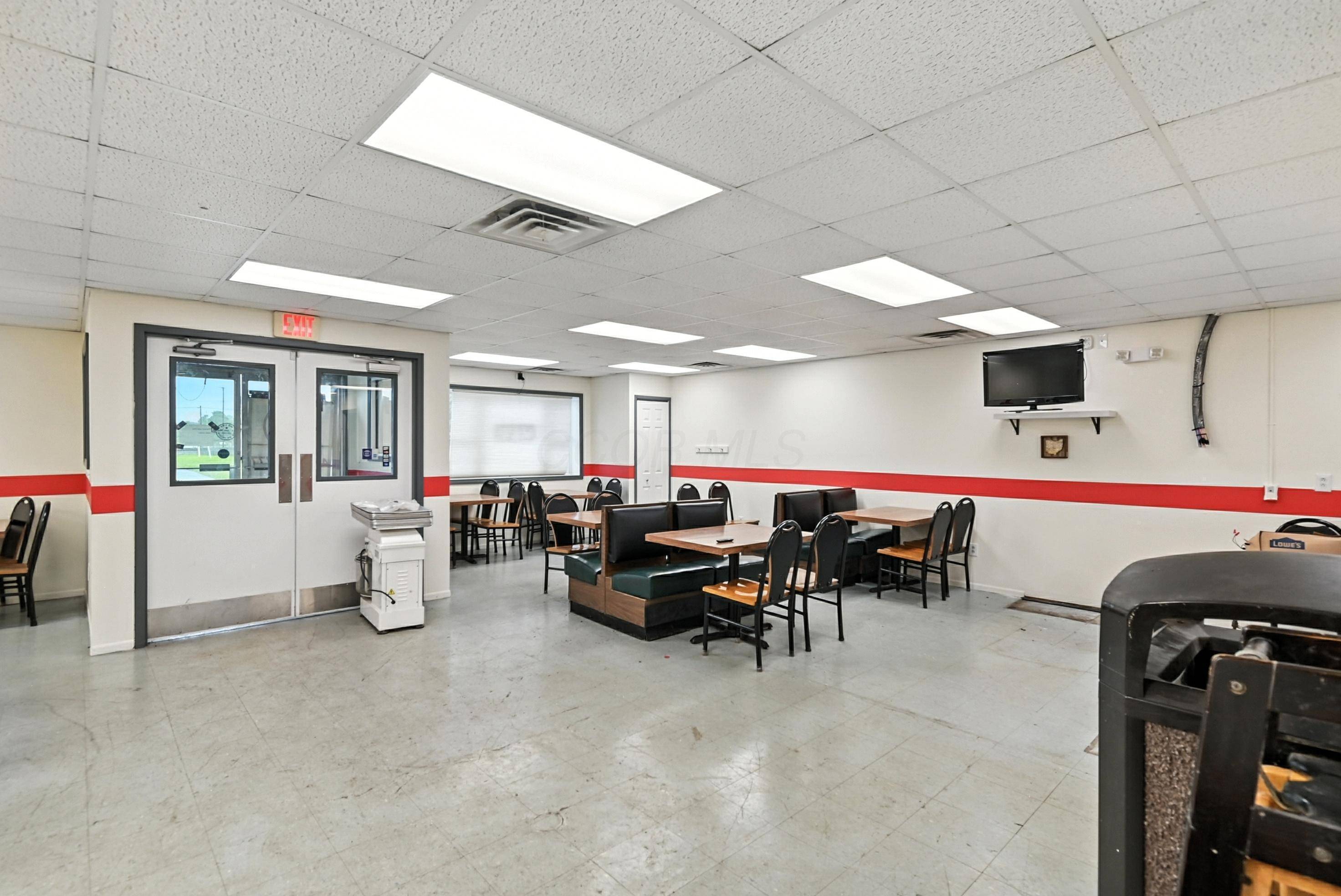 Bellevue, OH 44811,325 E Center Street