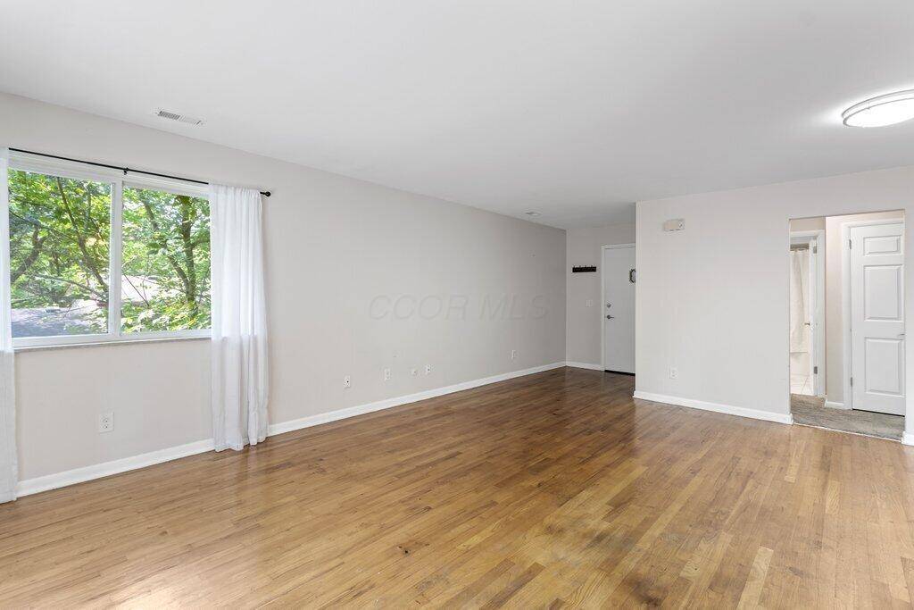 Columbus, OH 43214,5252 Fenway Place #B