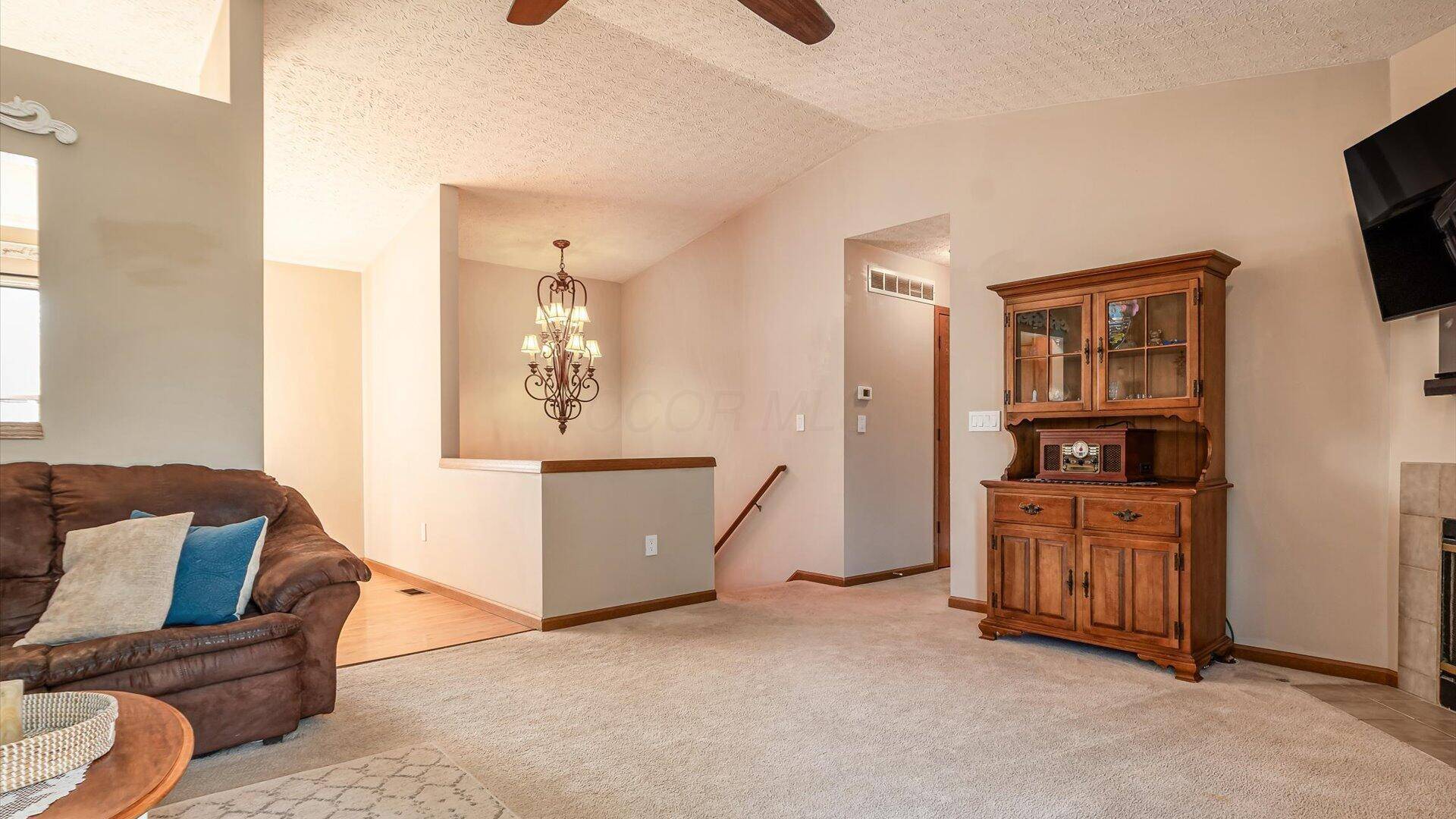 Newark, OH 43055,913 Lateglow Court