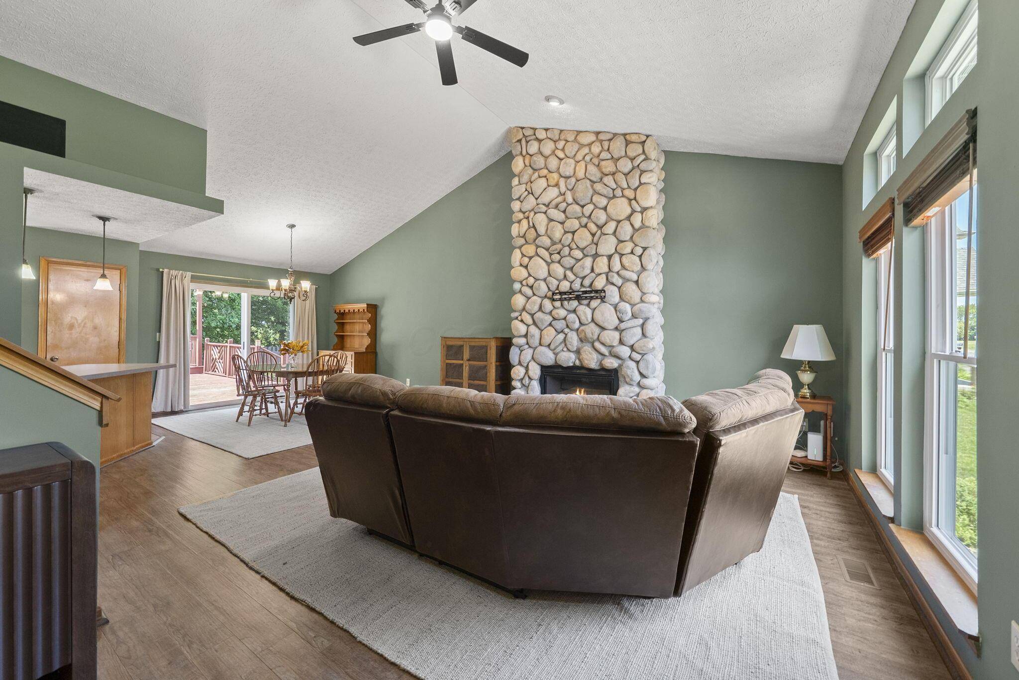 London, OH 43140,1113 Sheffield Boulevard