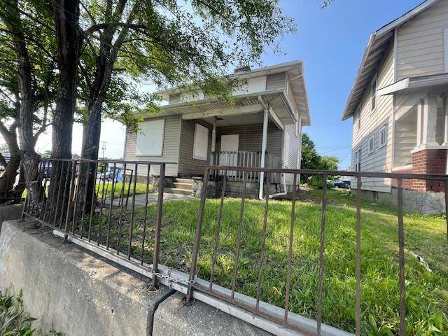 Columbus, OH 43201,920 E 5th Avenue