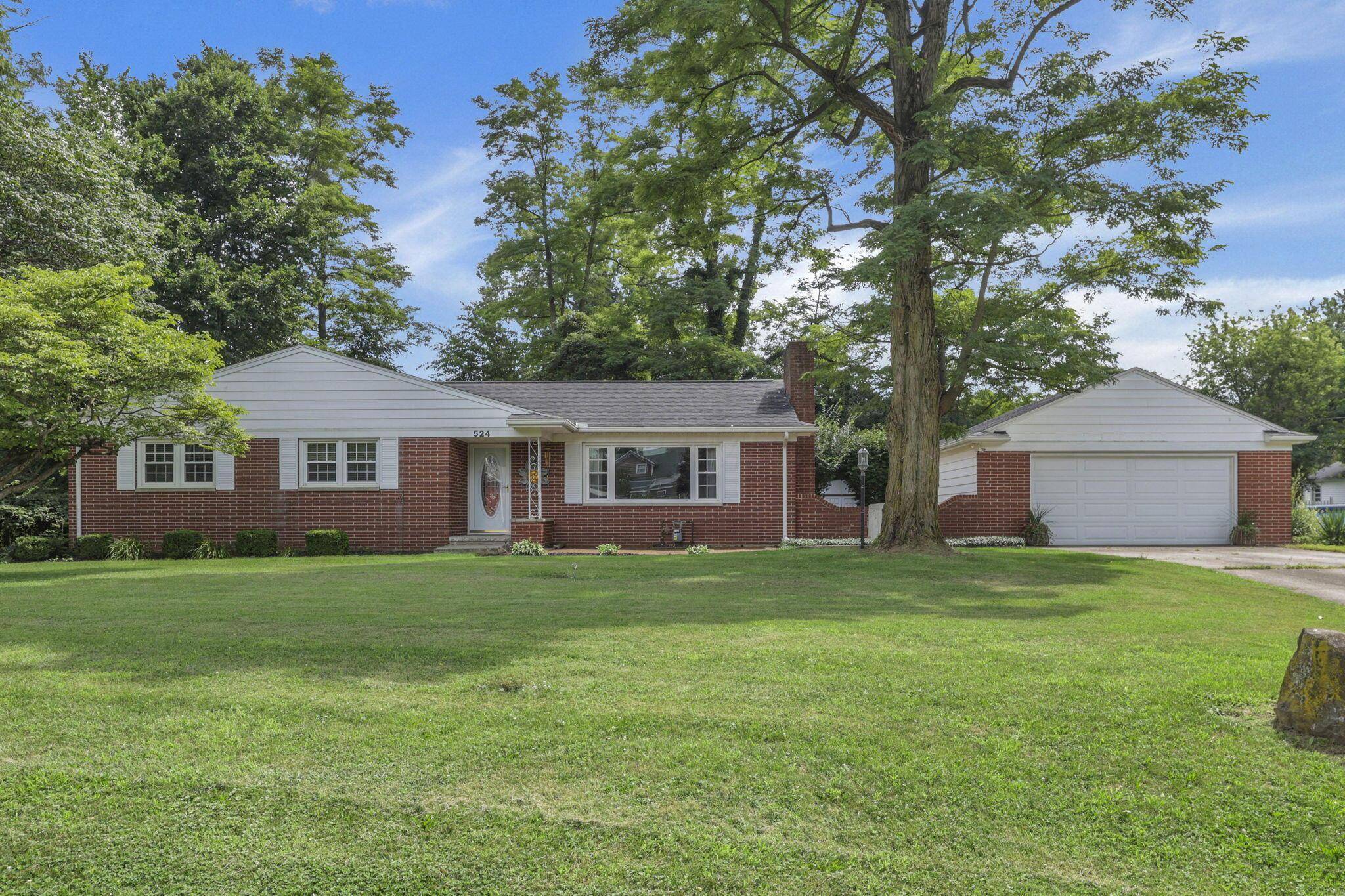 Bellefontaine, OH 43311,524 Belmont Avenue