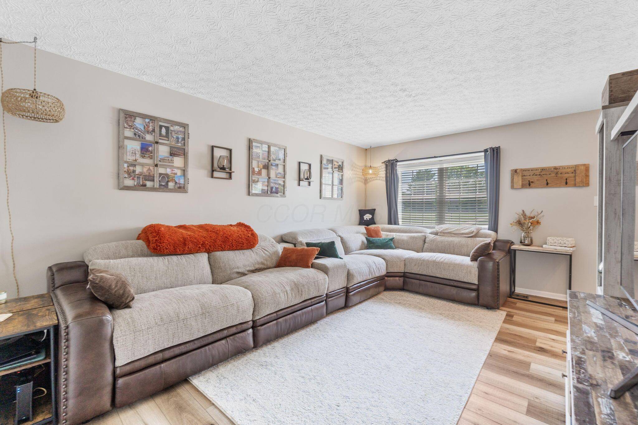 Columbus, OH 43085,906 Upholland Lane #17C