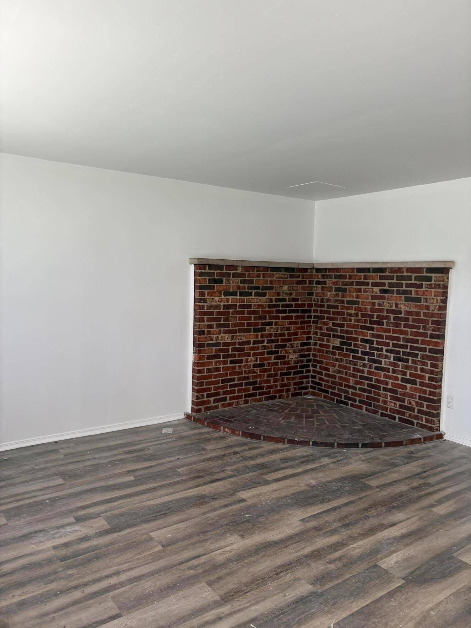 Columbus, OH 43232,3036 Wadsworth Court