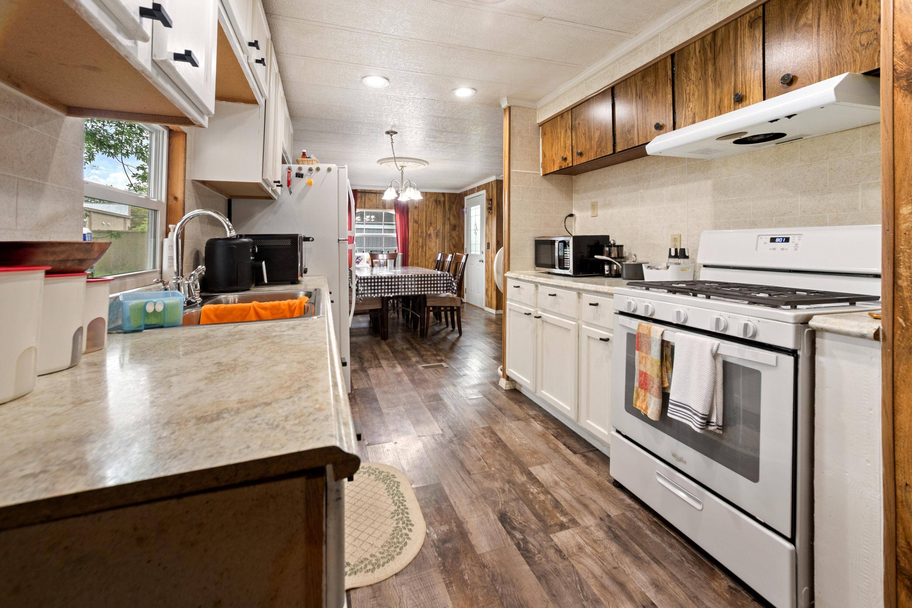 Reynoldsburg, OH 43068,210 Estates Lane