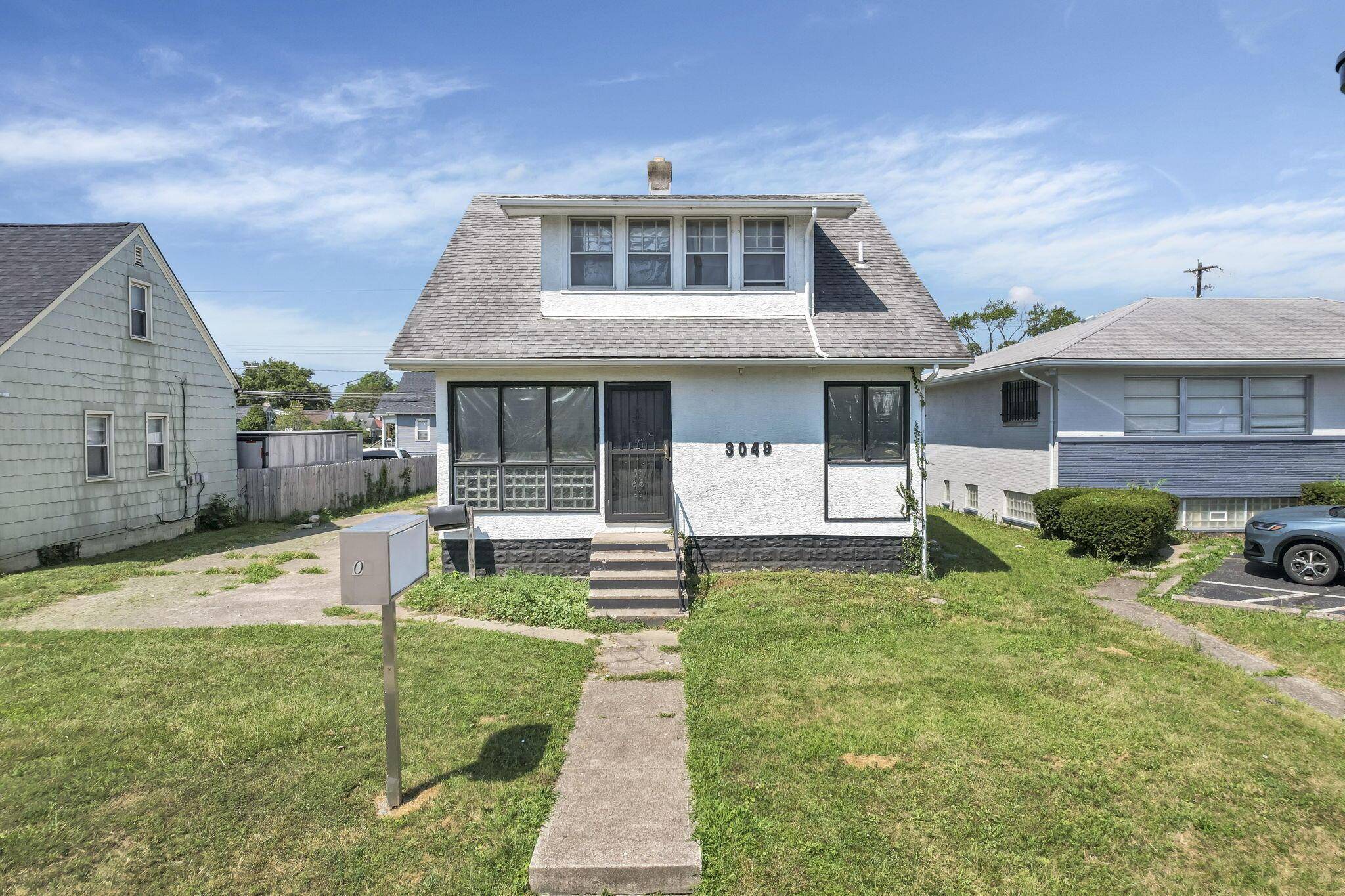 Columbus, OH 43224,3049 Cleveland Avenue