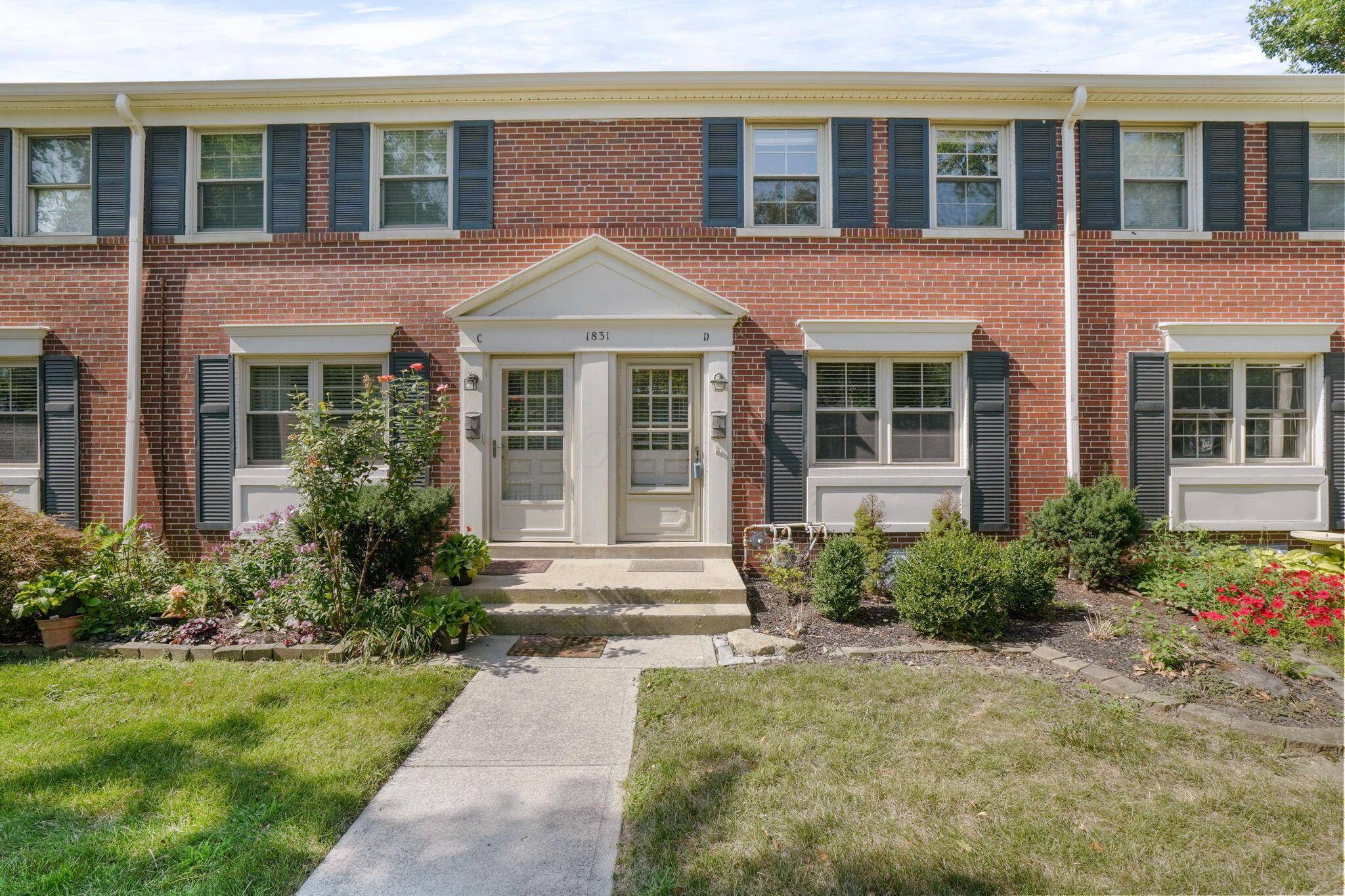 Columbus, OH 43212,1831 Northwest Boulevard #D