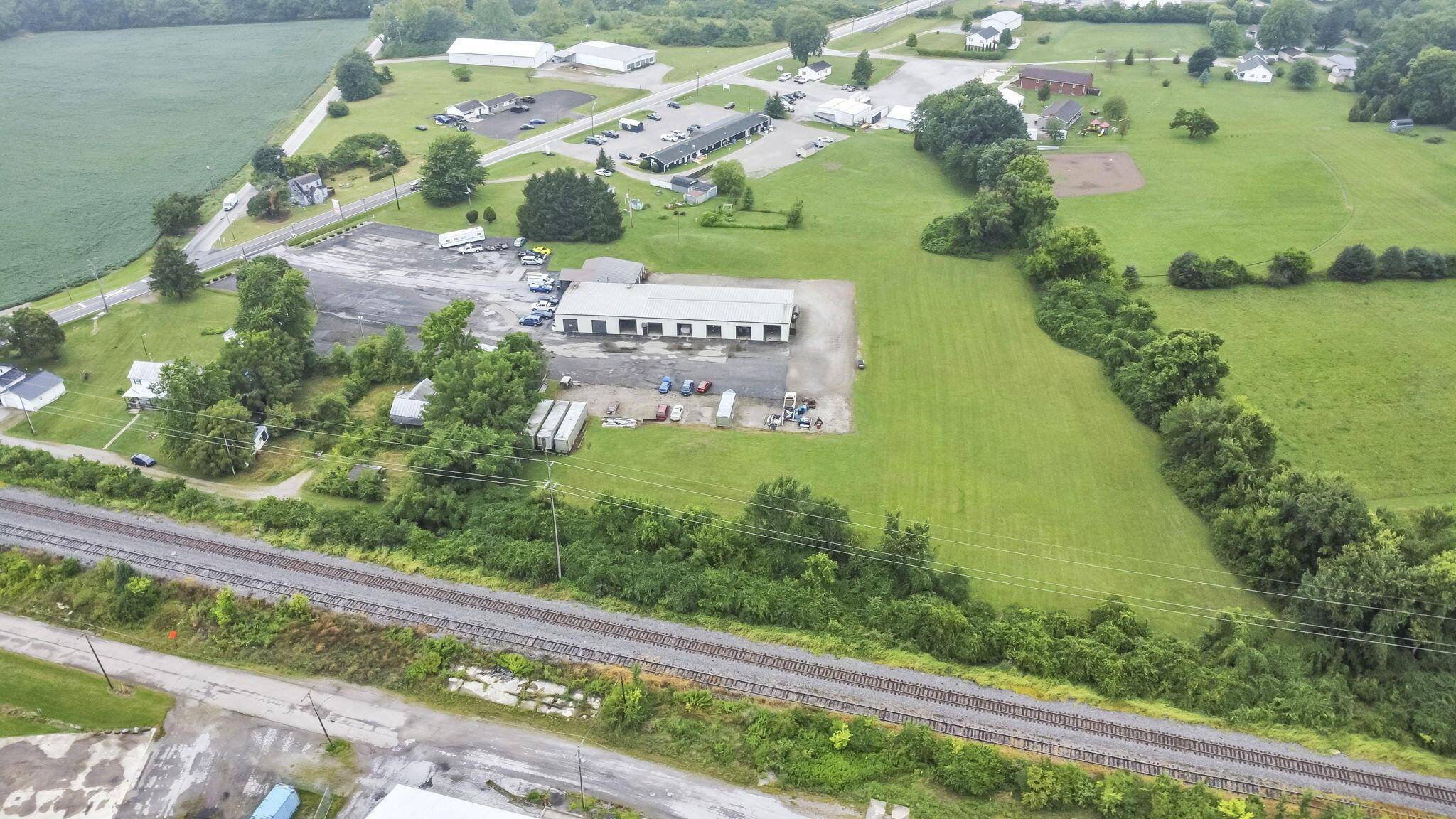 Edison, OH 43320,544 W High Street