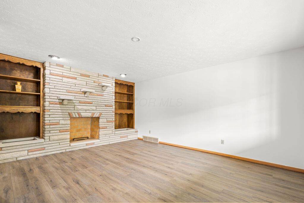 Columbus, OH 43224,1875 Ormond Avenue