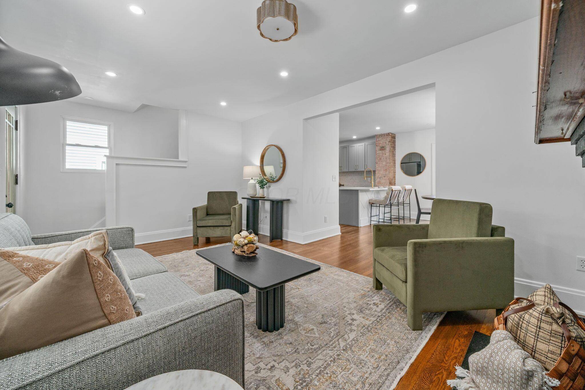 Columbus, OH 43207,656 Sheldon Avenue