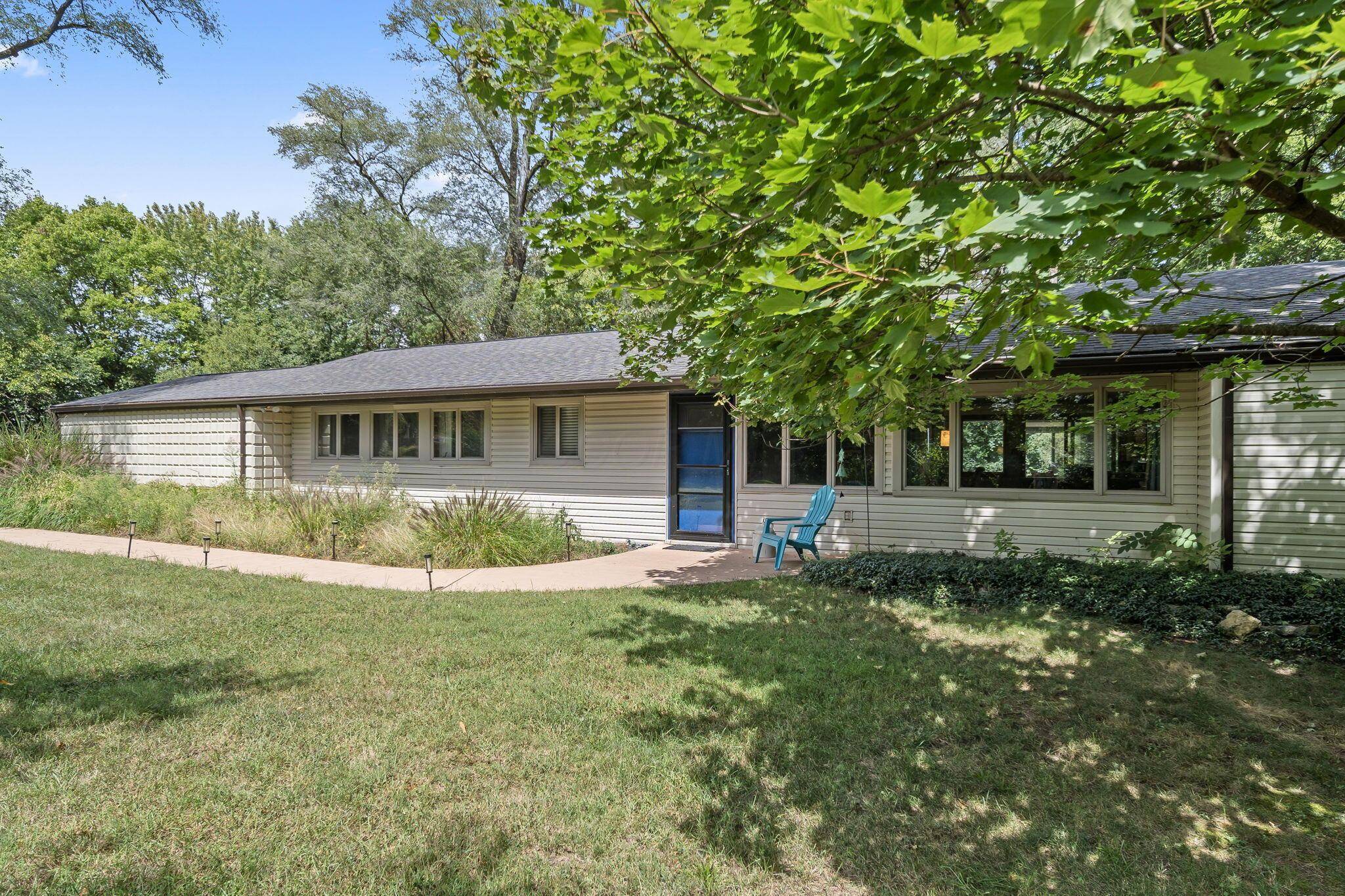 Columbus, OH 43221,4400 Dublin Road