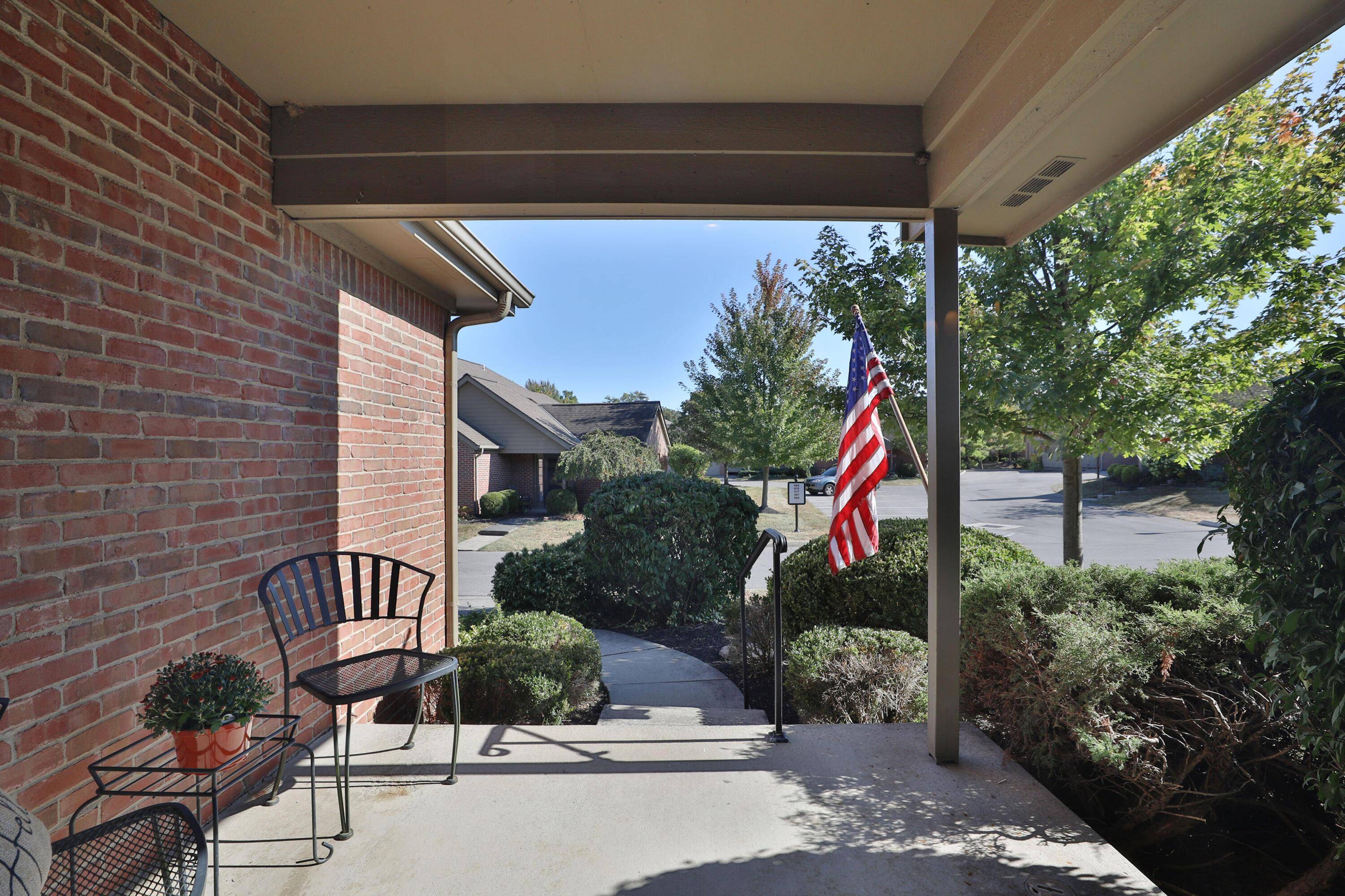 Columbus, OH 43235,974 Willow Bluff Drive