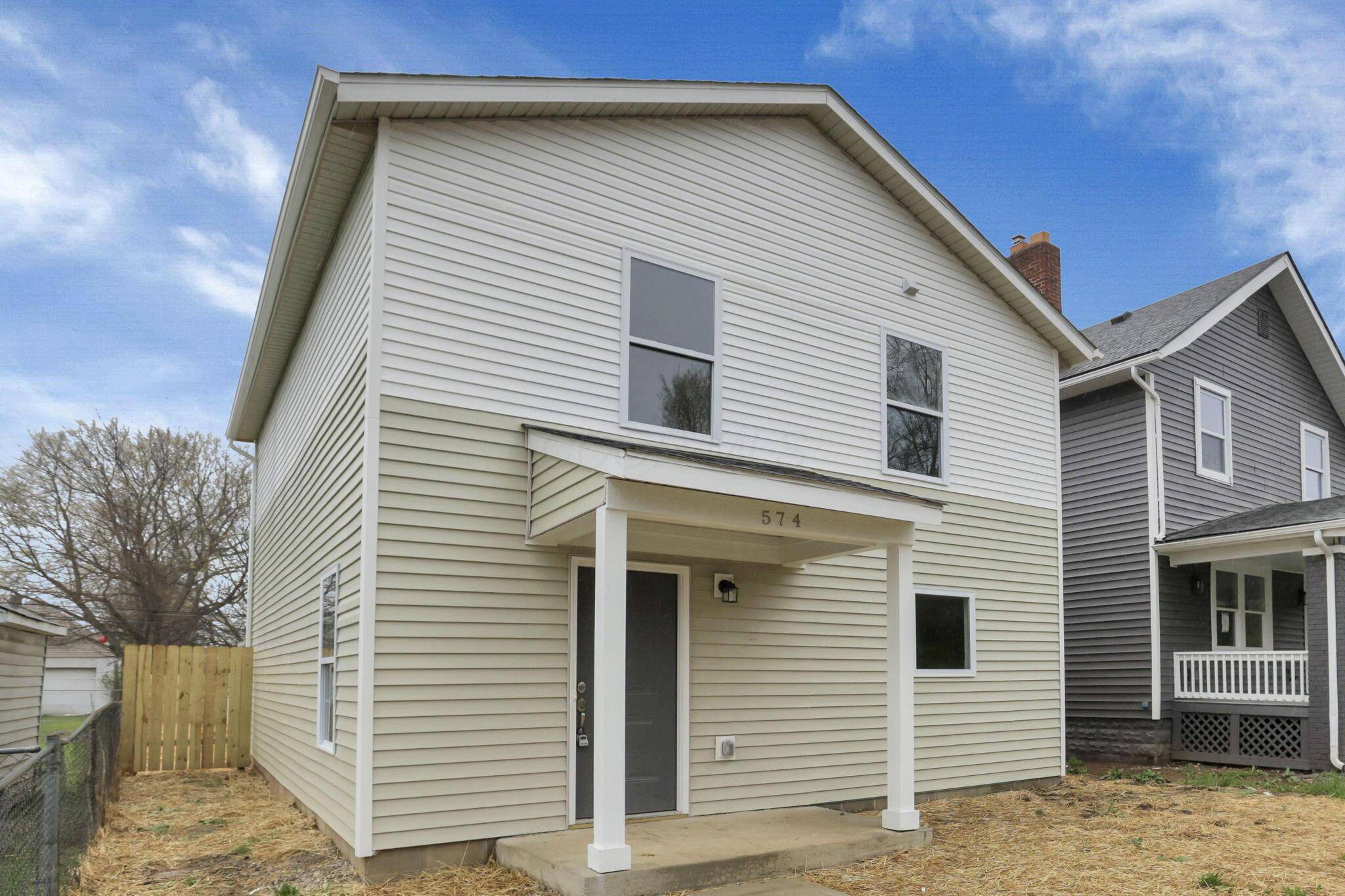 Columbus, OH 43207,574 Koebel Avenue