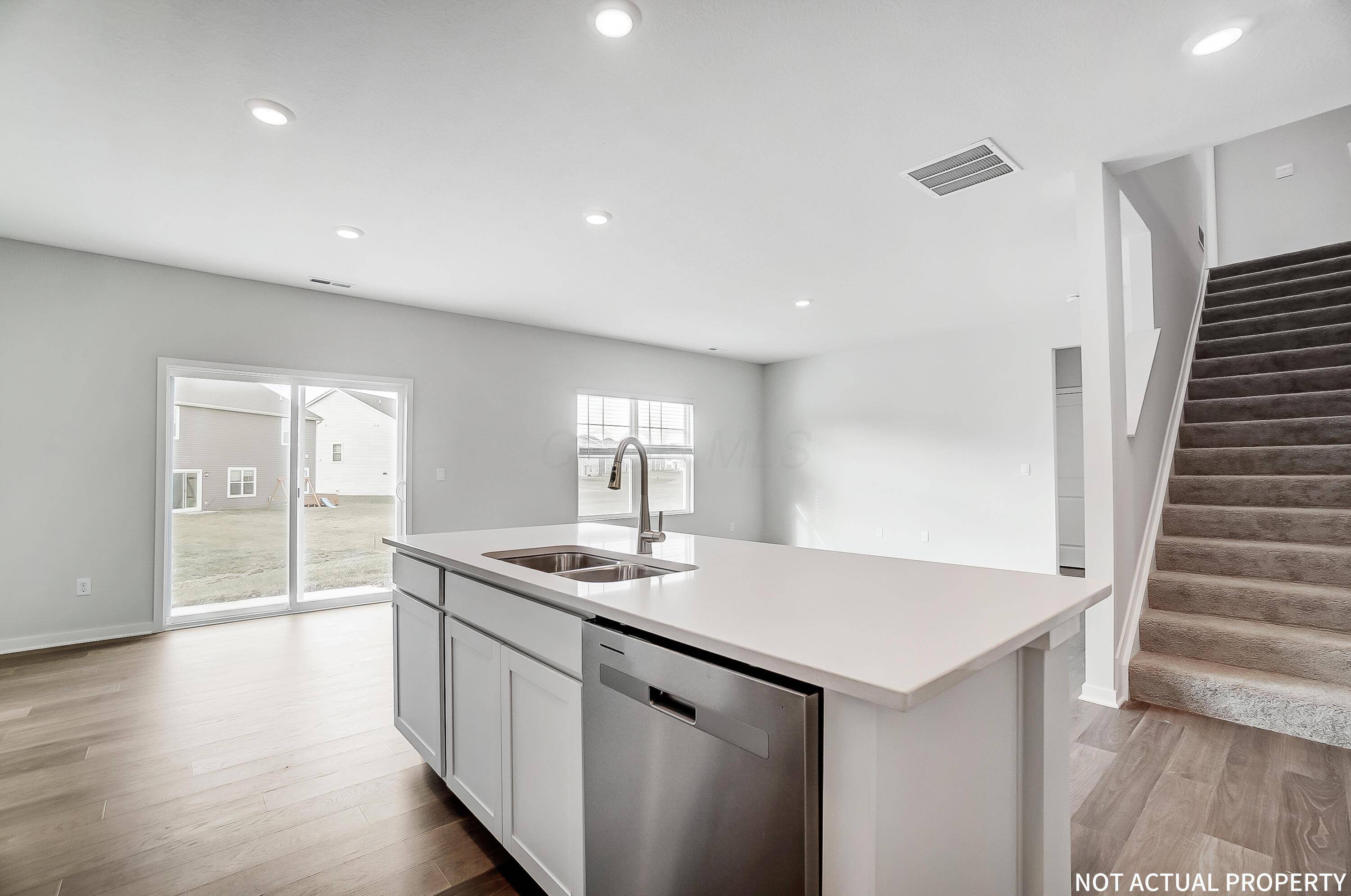 Ashville, OH 43103,56 Cider Mill Drive