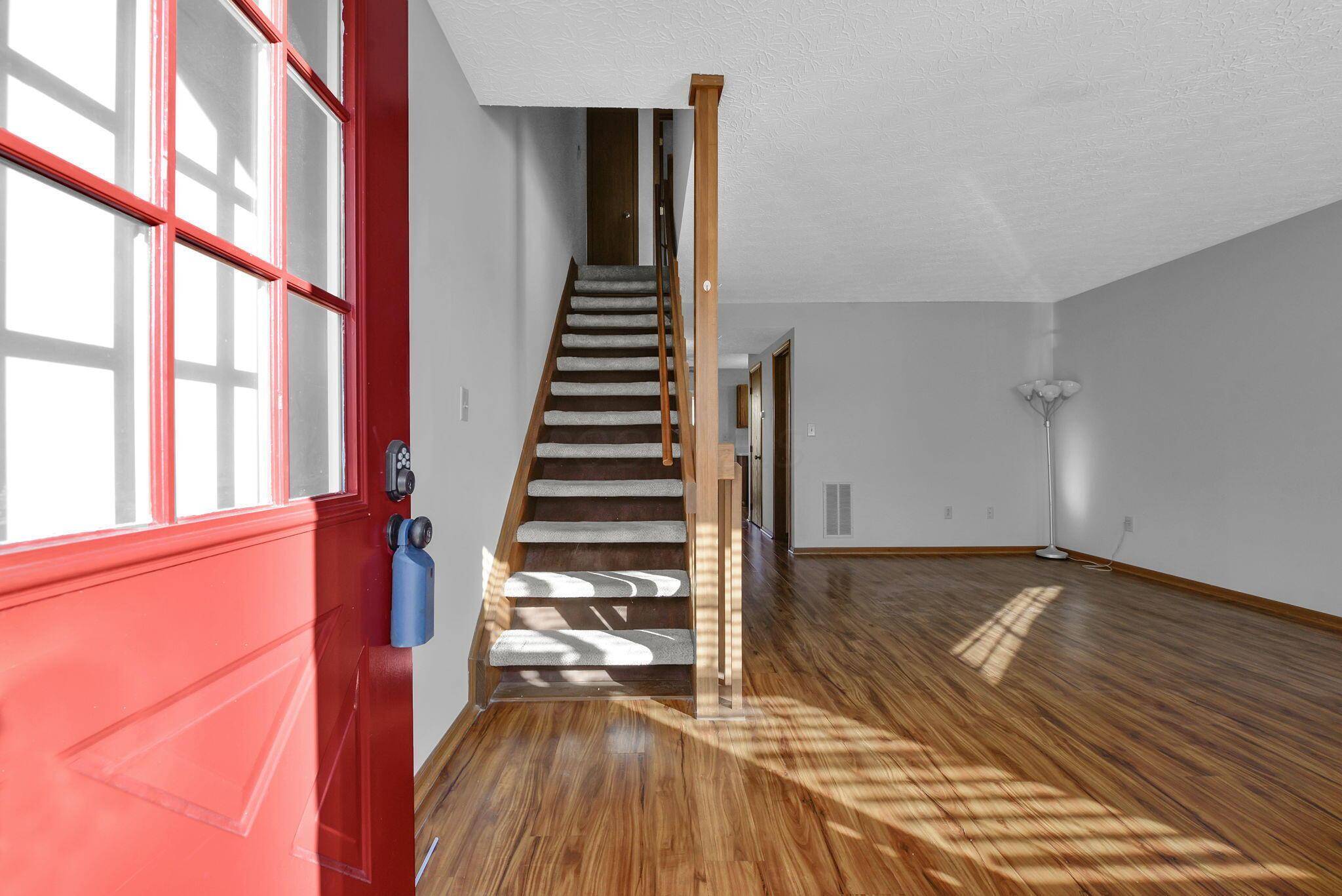 Columbus, OH 43085,836 Noddymill Lane #42C