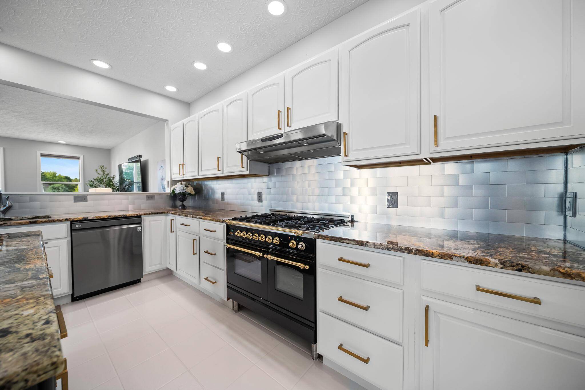 London, OH 43140,2086 Palouse Drive