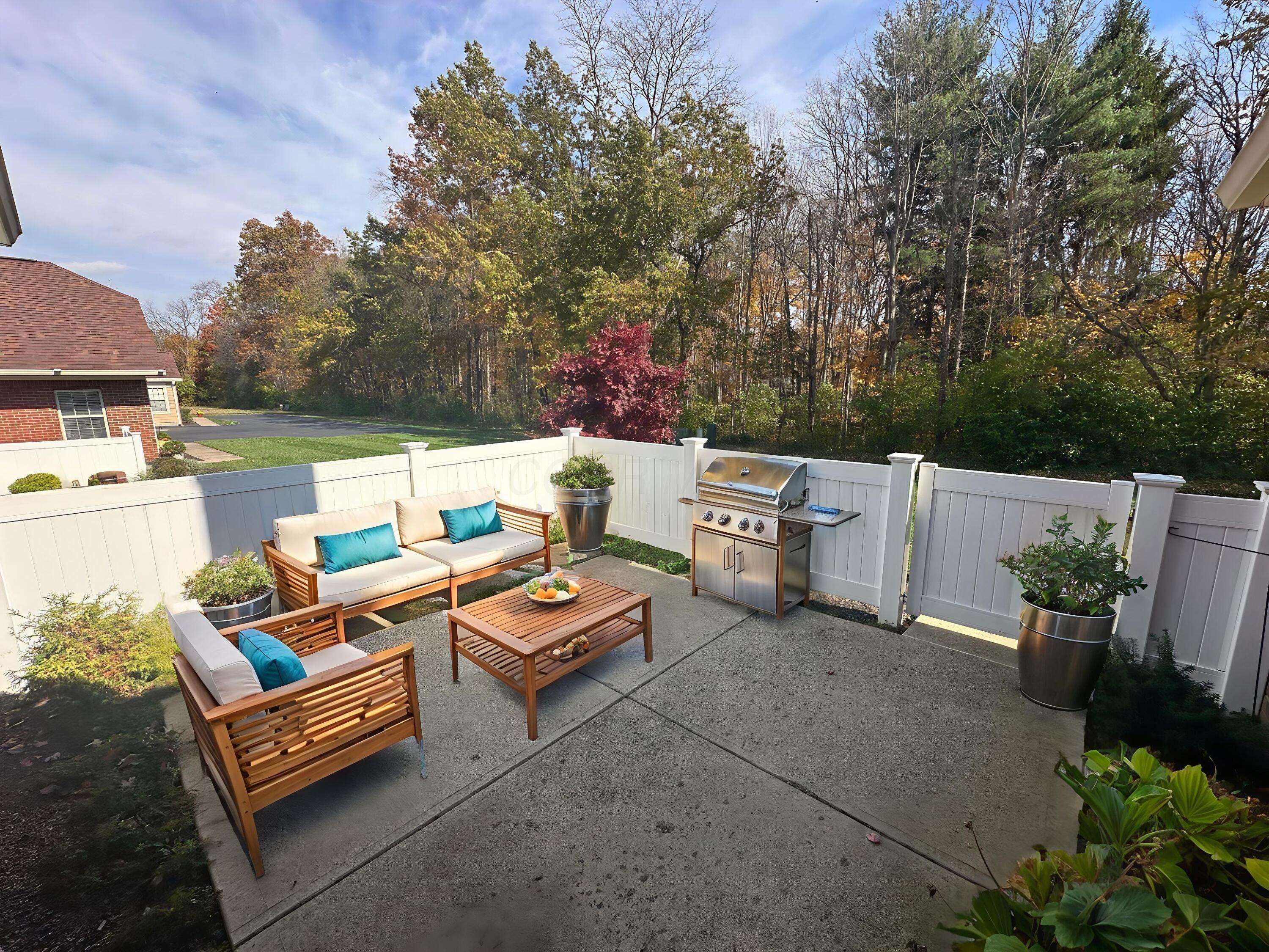 Columbus, OH 43230,4636 Collingville Way #22