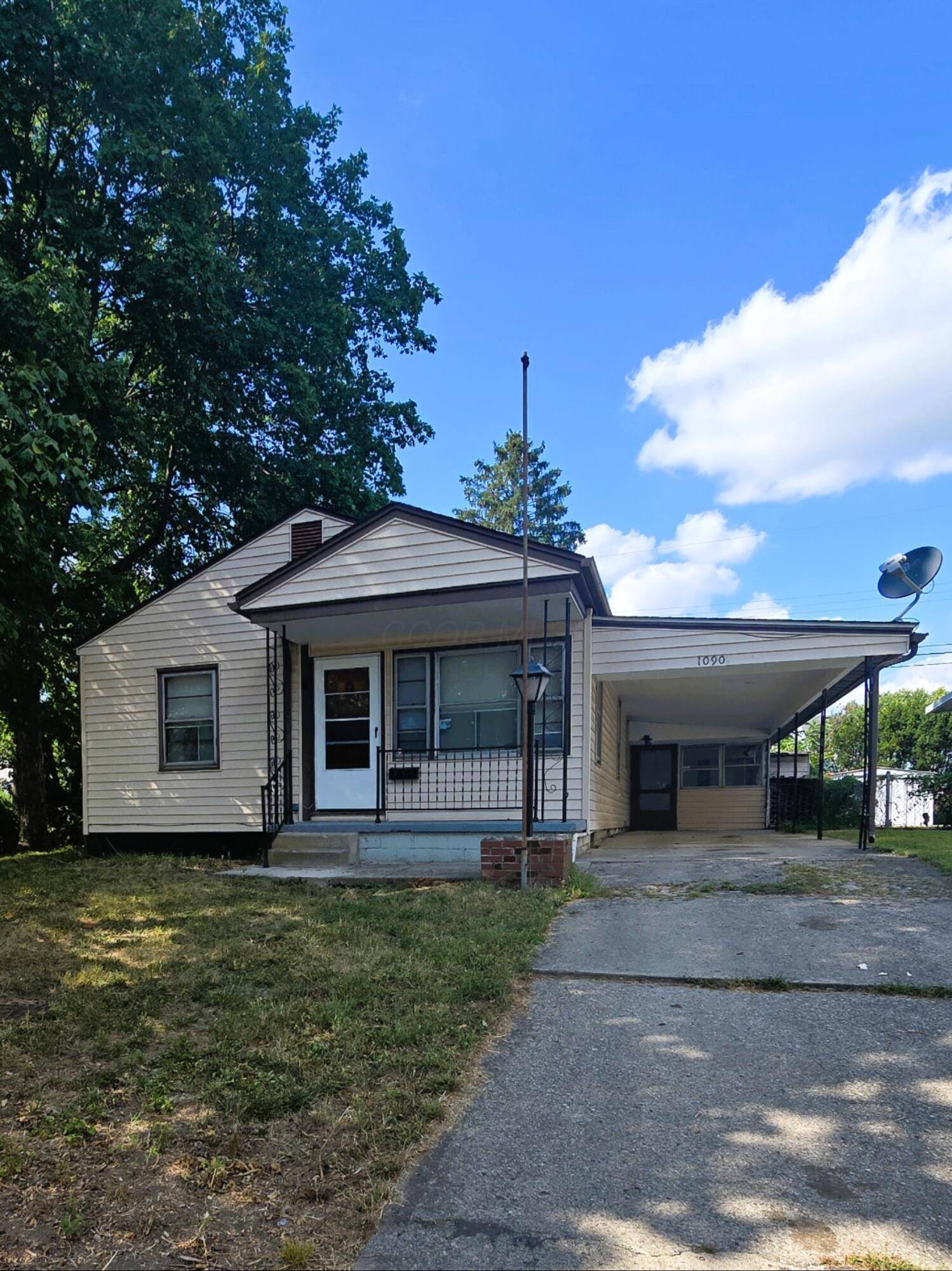 Columbus, OH 43224,1090 Pauline Avenue