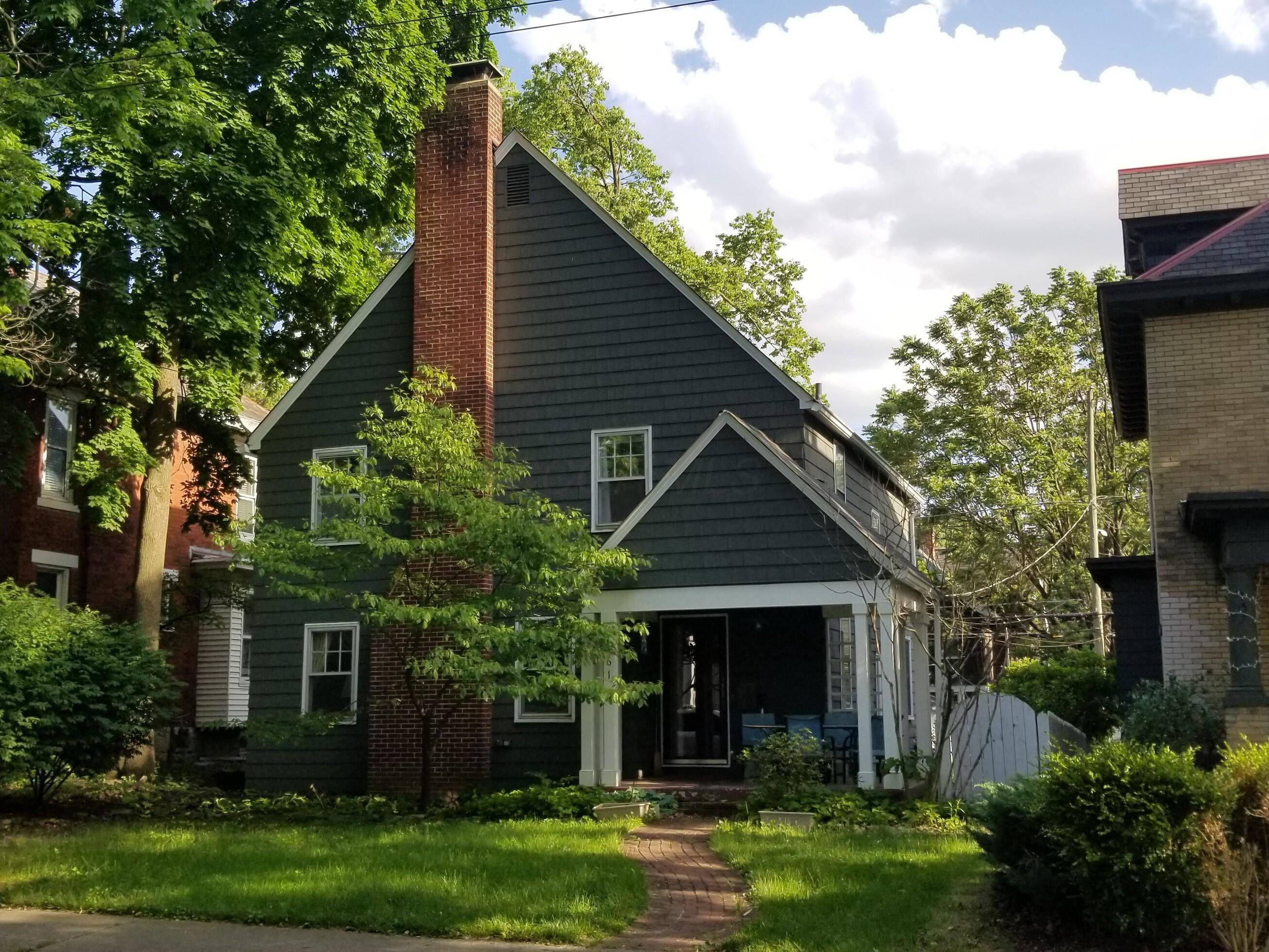 Columbus, OH 43201,161 E Oakland Avenue
