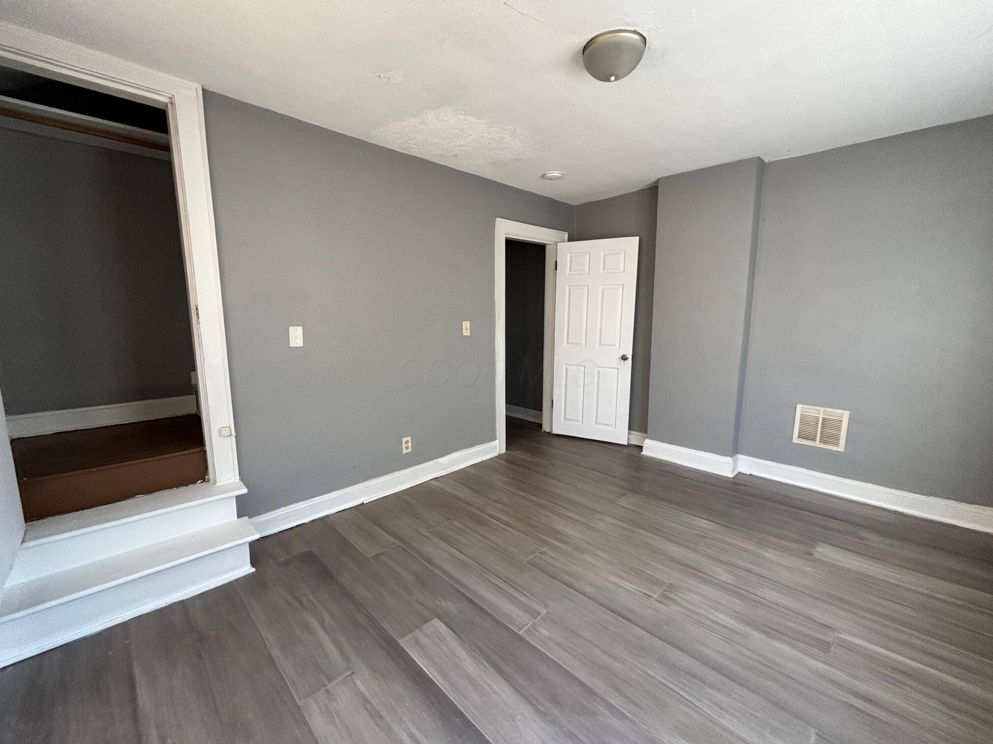 Columbus, OH 43206,1091 S Champion Avenue