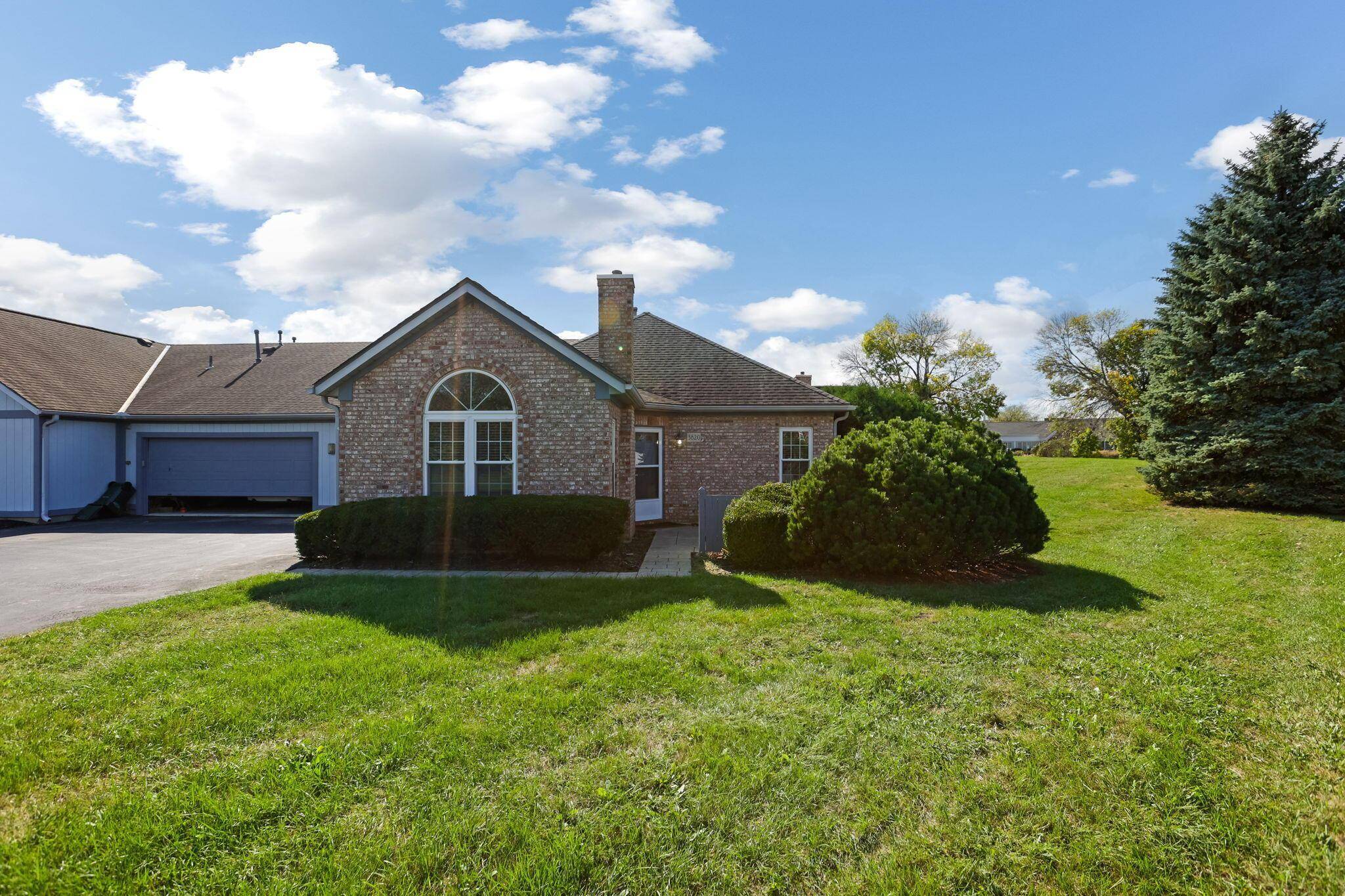 Hilliard, OH 43026,3820 Falls Circle Drive