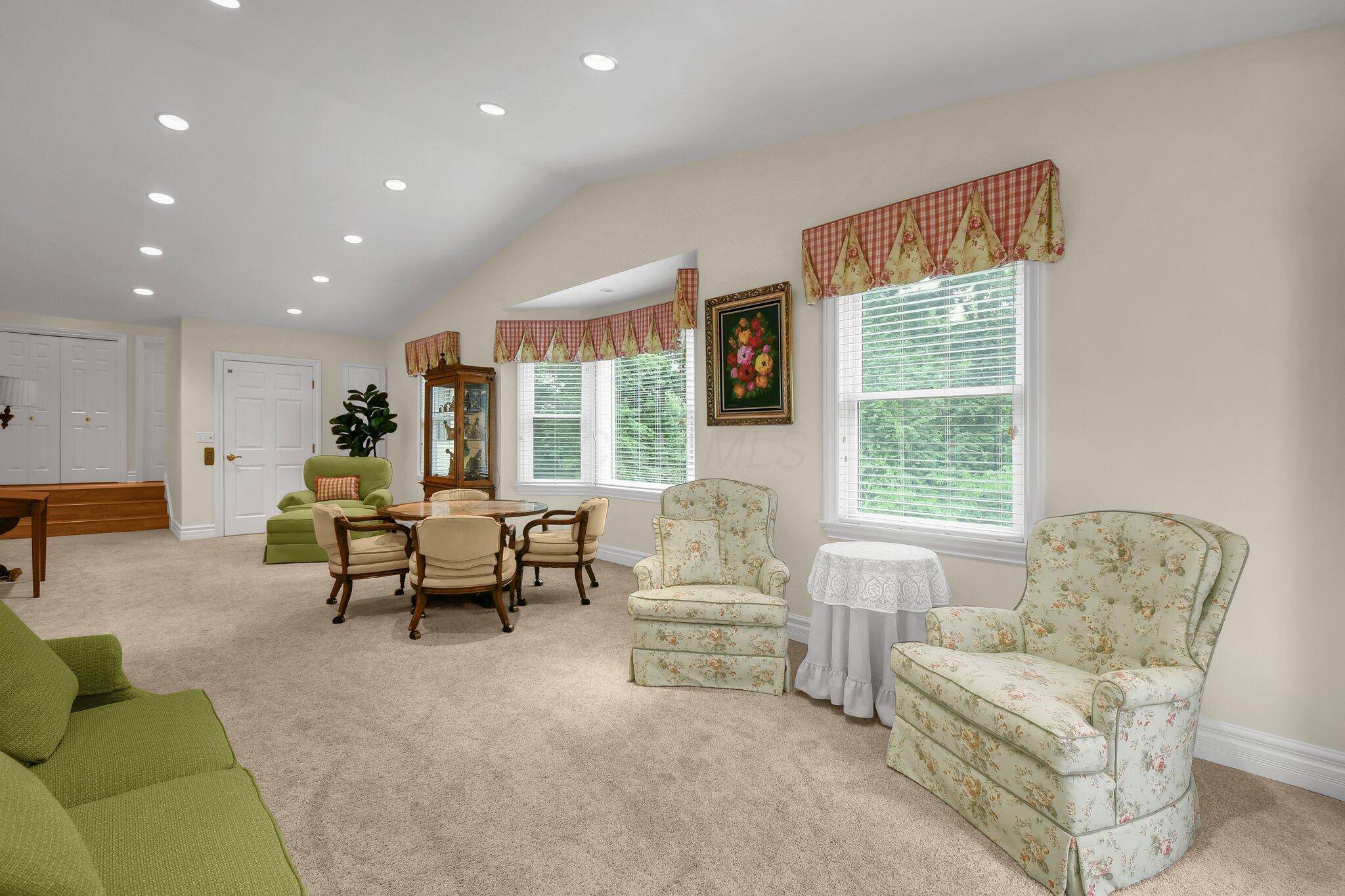 Zanesville, OH 43701,910 Ivy Drive