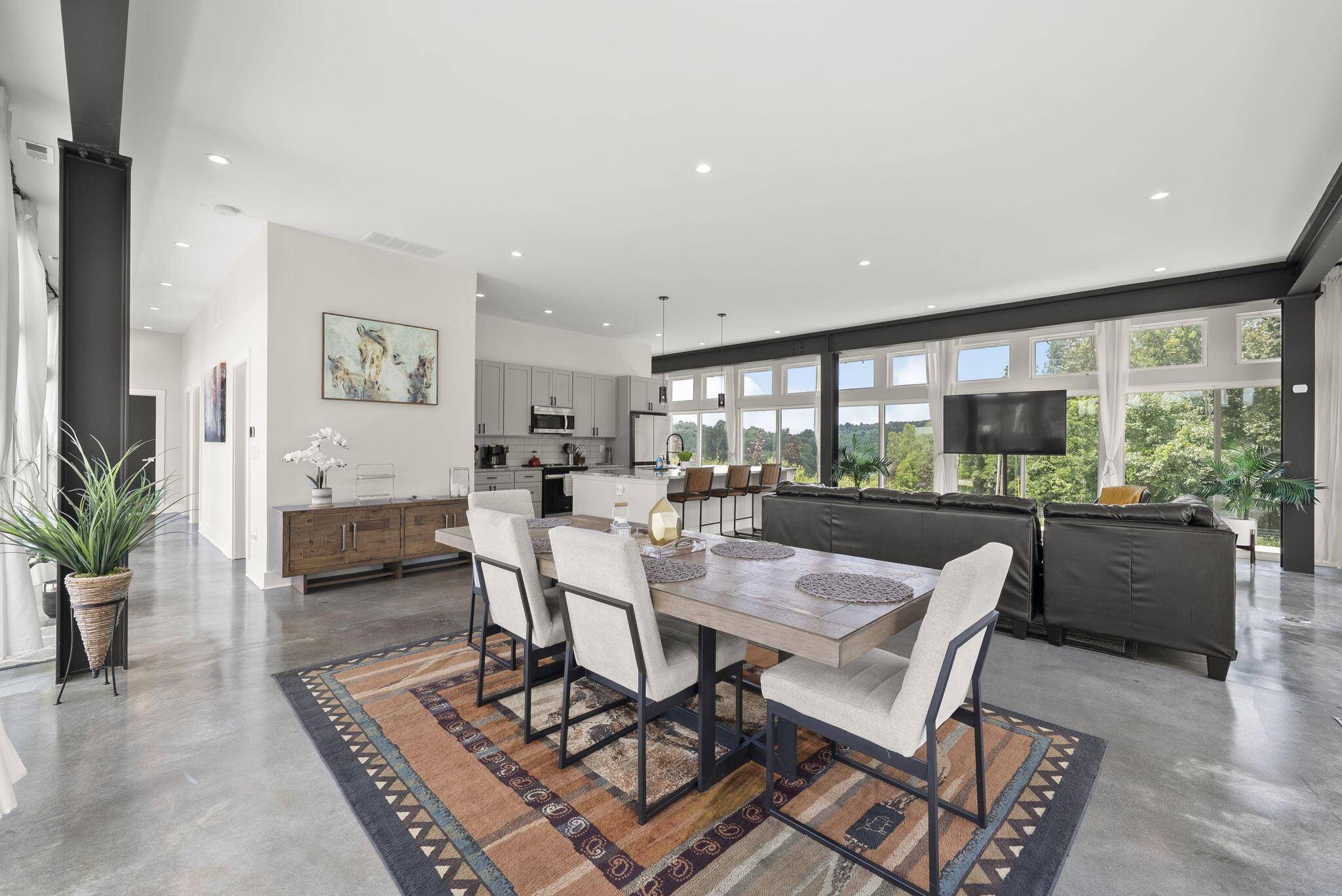 Logan, OH 43138,19718 Feathers Road